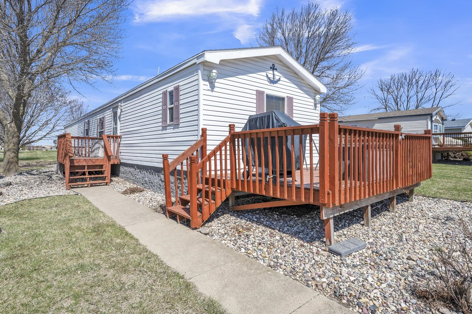MLS #250418