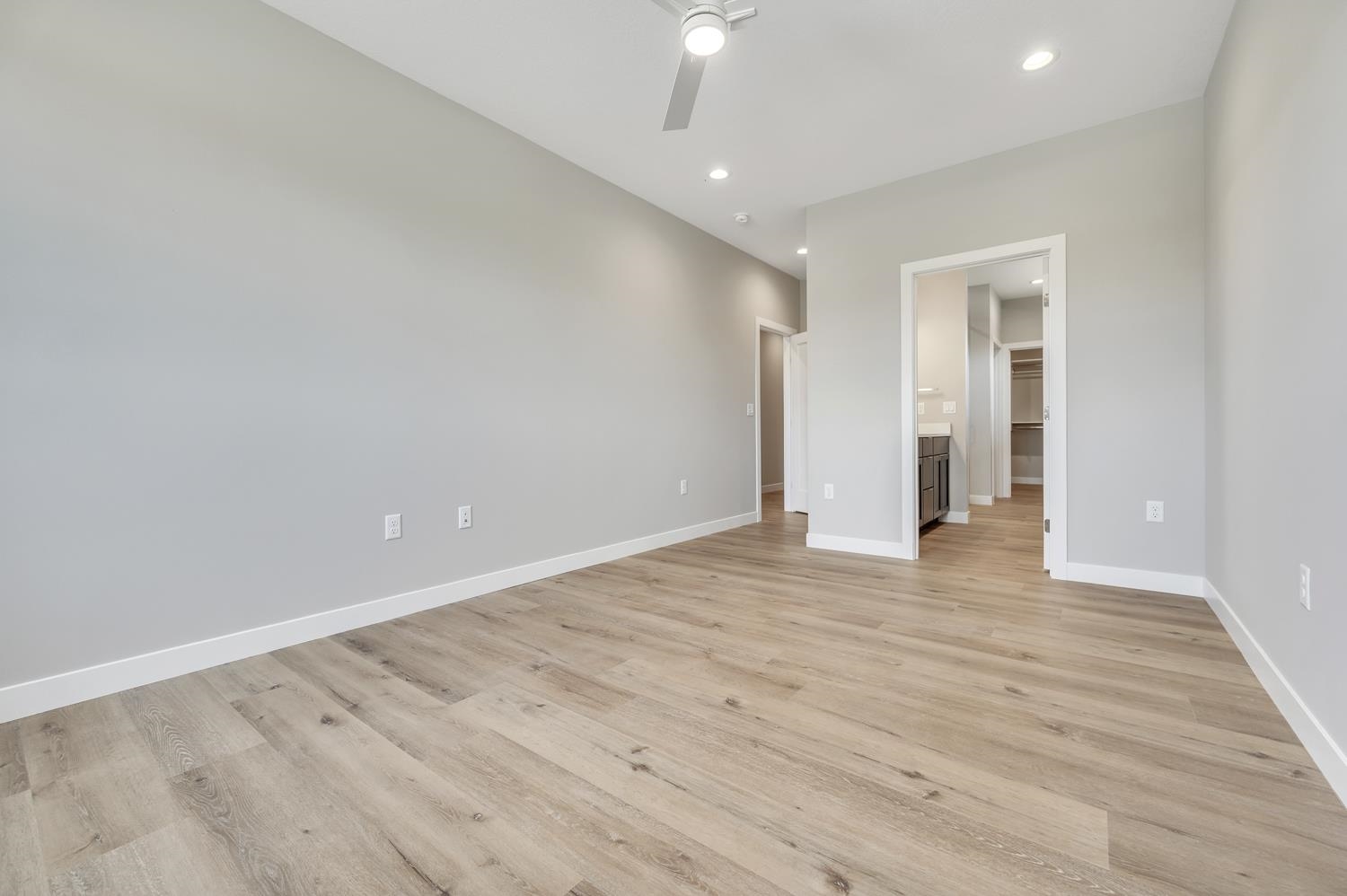 MLS #250422