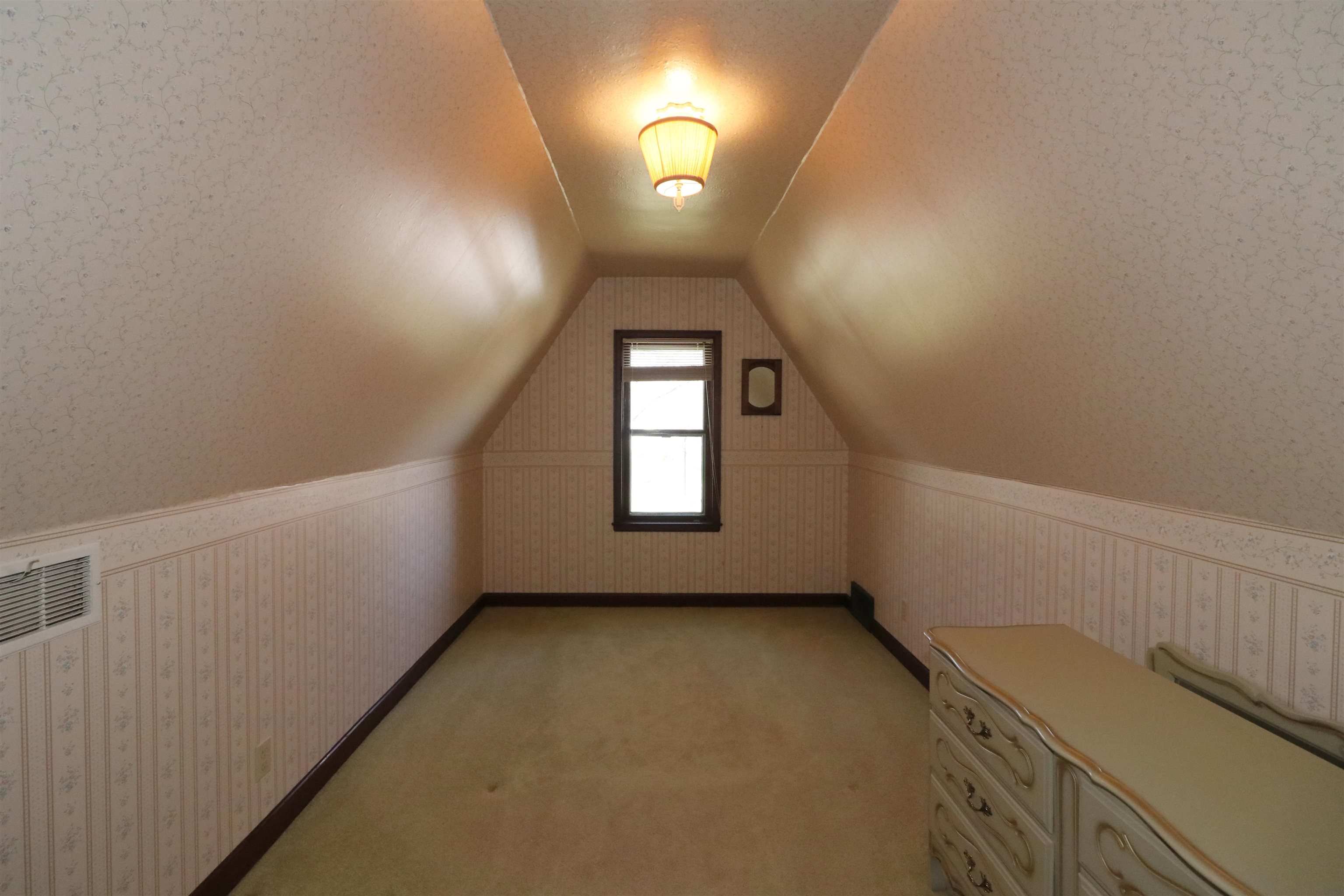 MLS #250428