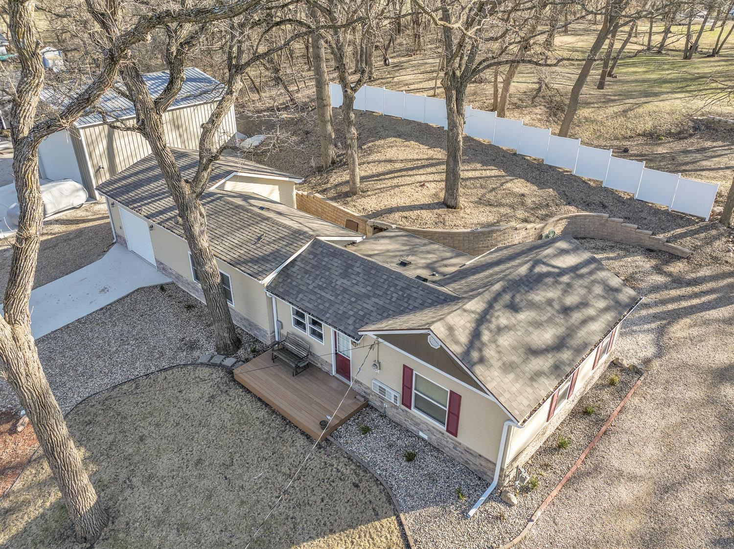 16423 & 16419 255th Avenue, Spirit Lake, IA 51360 