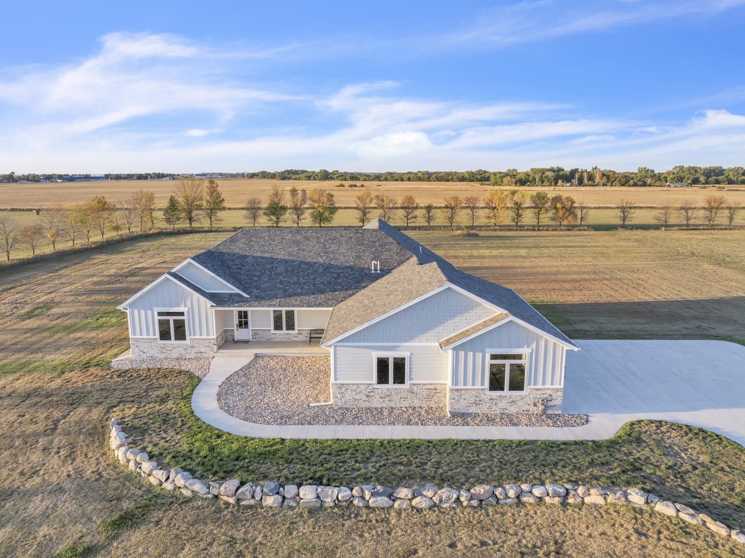 2038 358th Street, Spencer, IA 51301 
