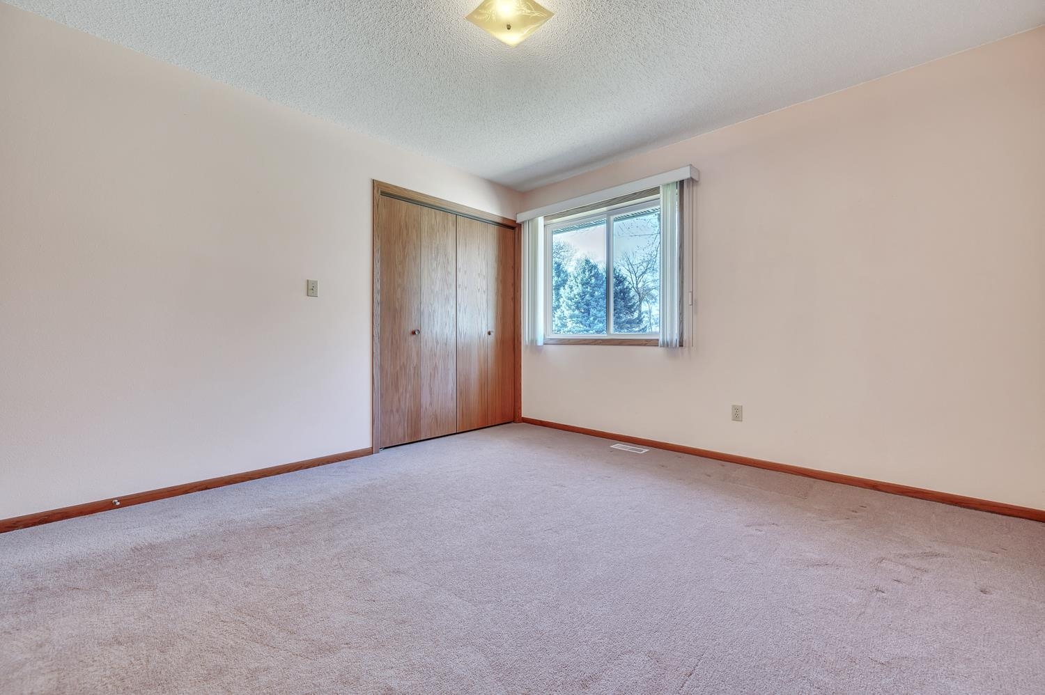 MLS #250445