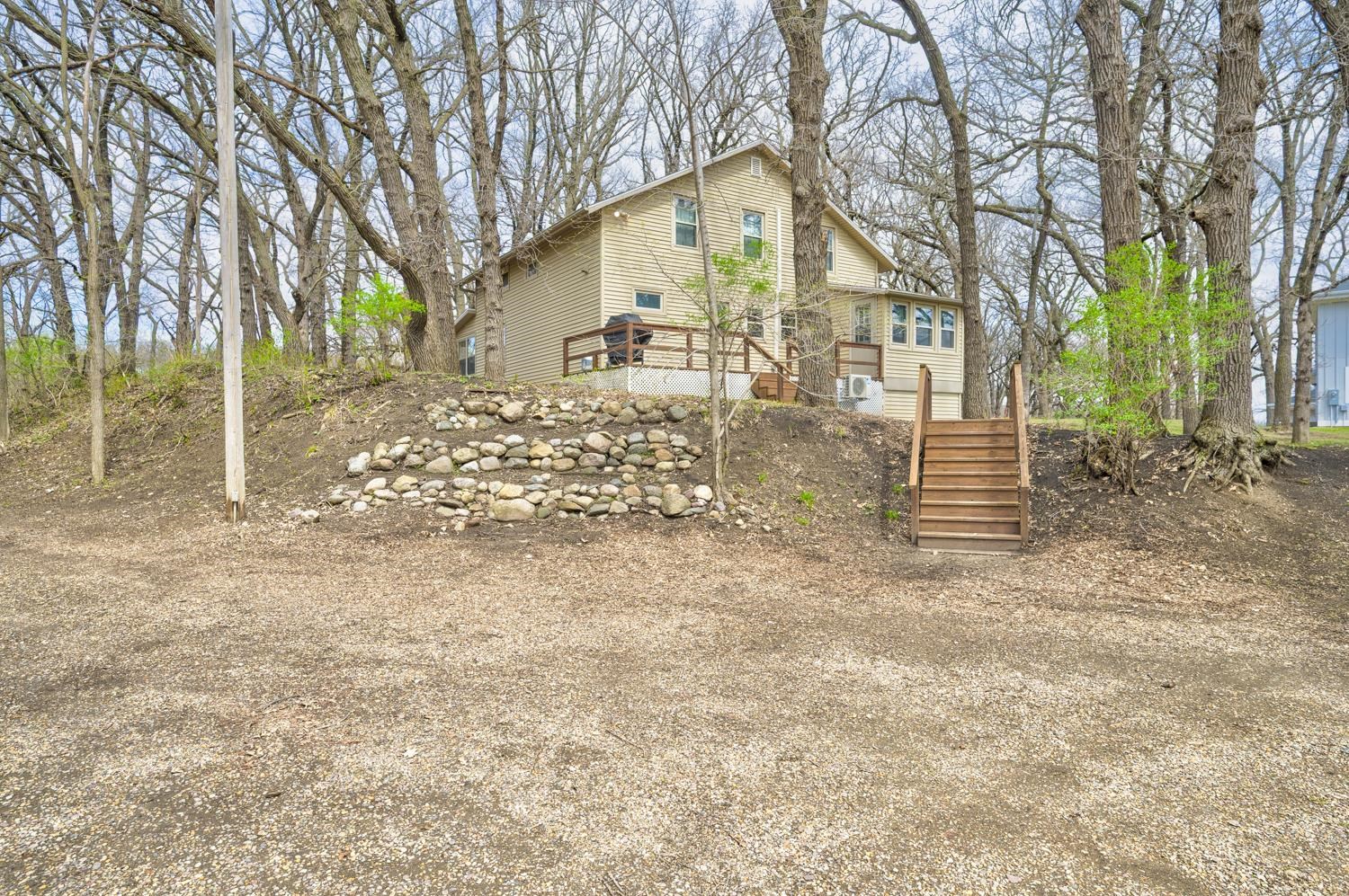 1808 Edgewood Drive, Wahpeton, IA 51351 