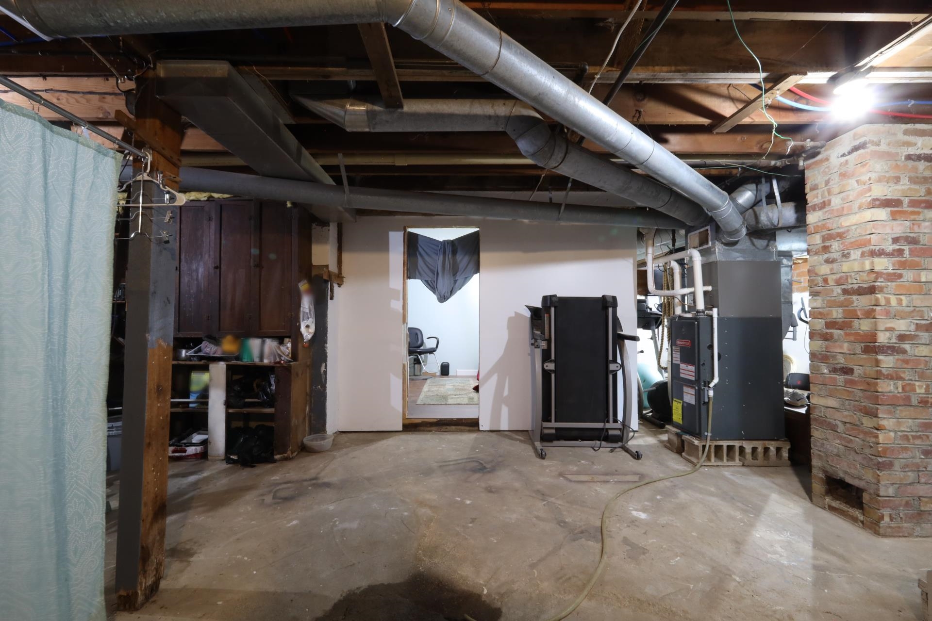 MLS #250458