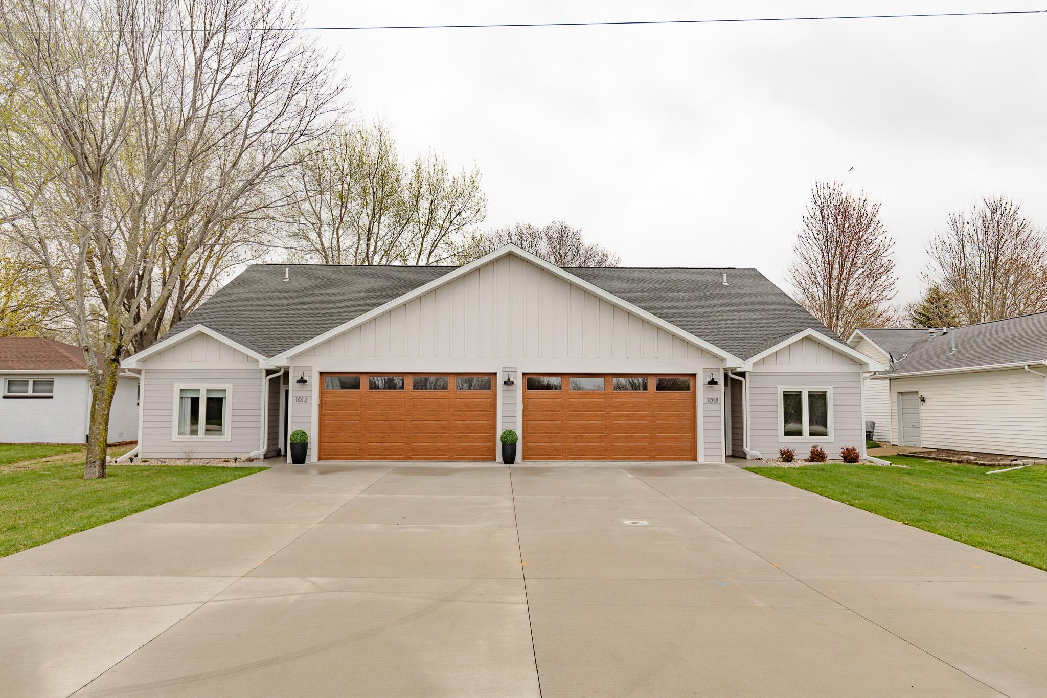 1018 Emerald Hills Drive, Arnolds Park, IA 51331 
