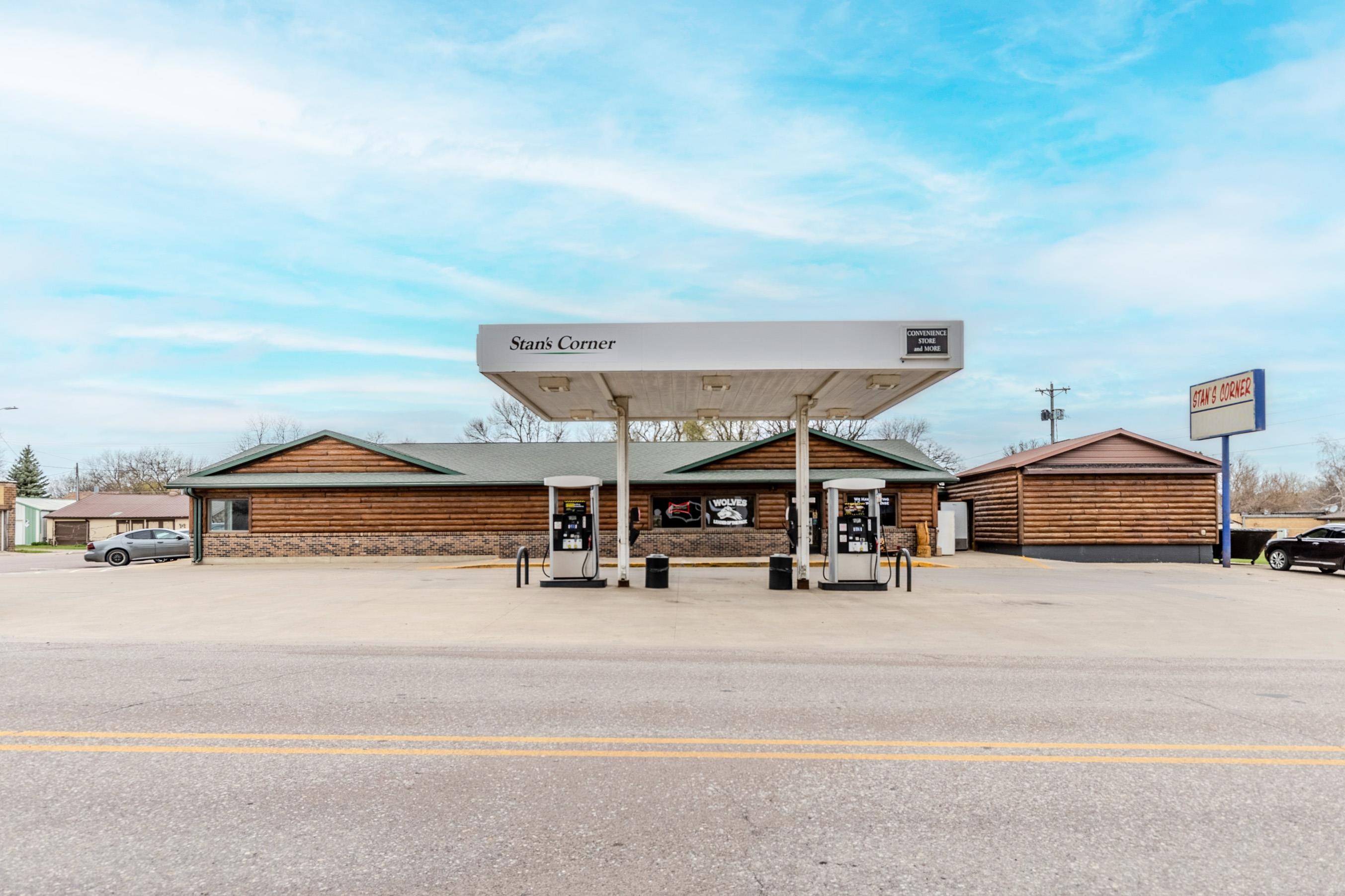 301 Market Street, Lake Park, IA 51347 