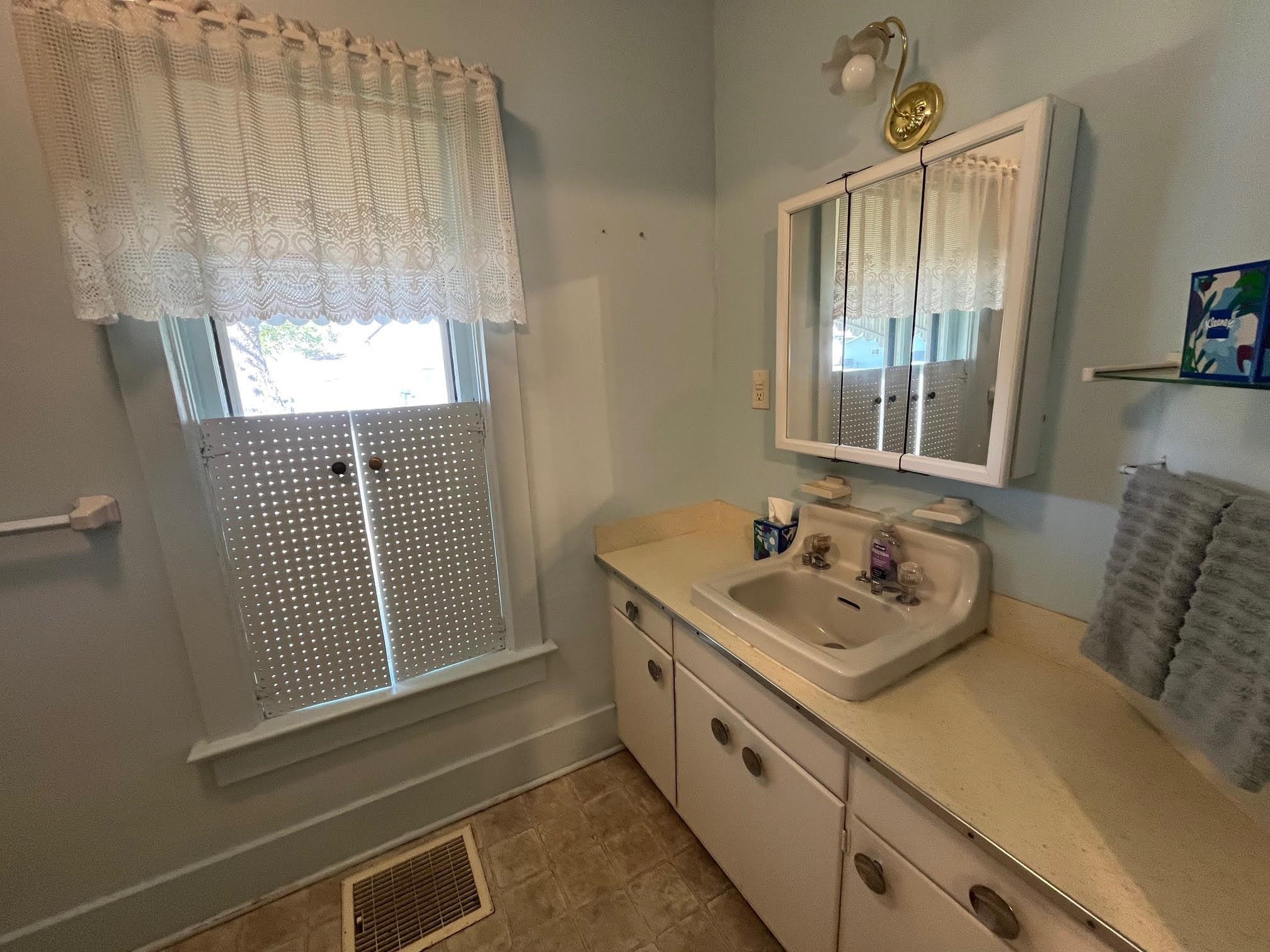 MLS #250490