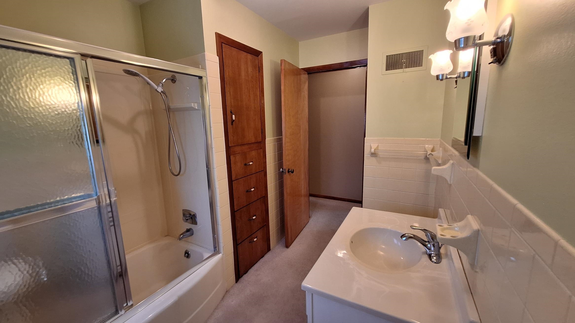 MLS #250493