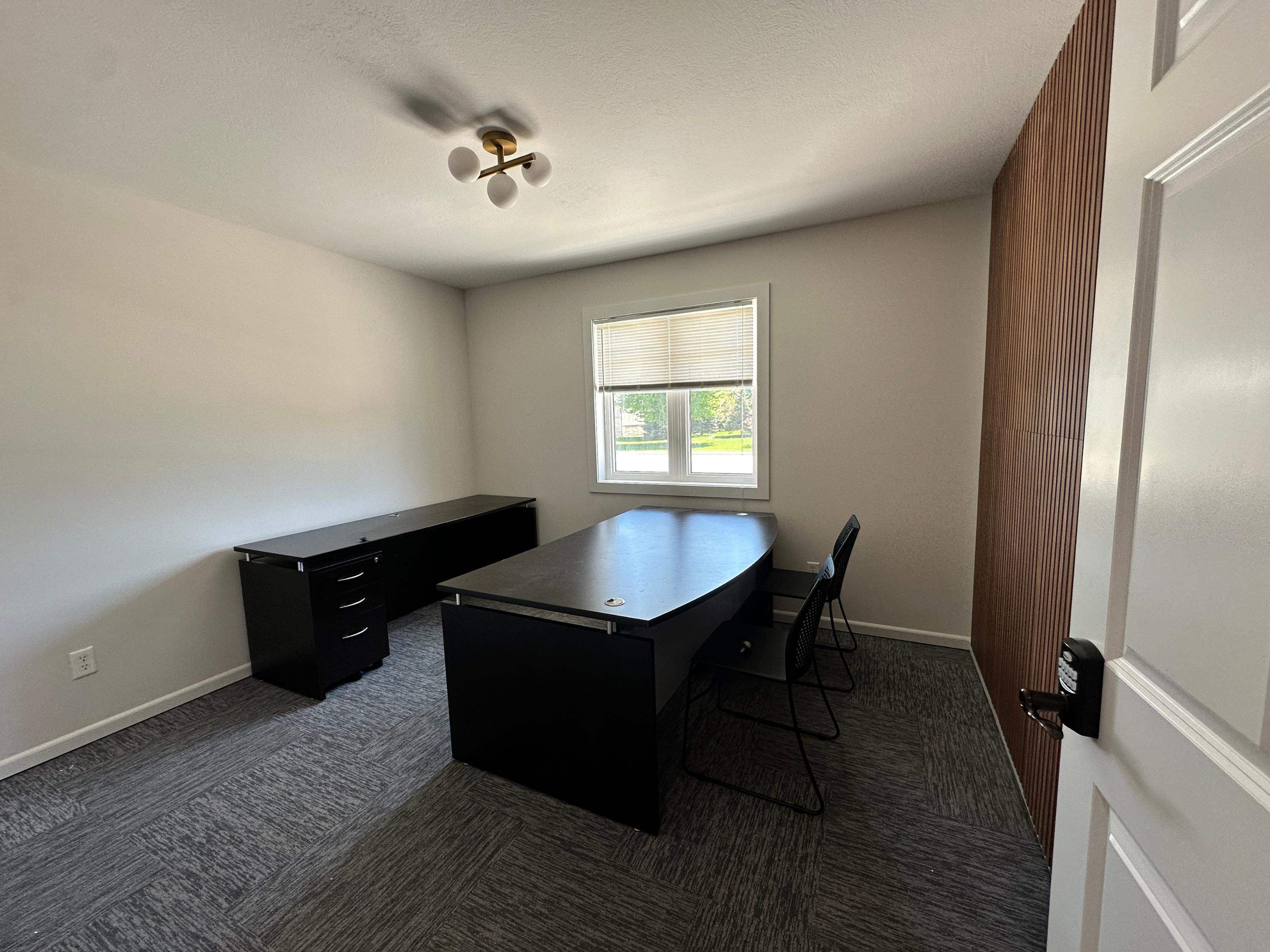 MLS #250528