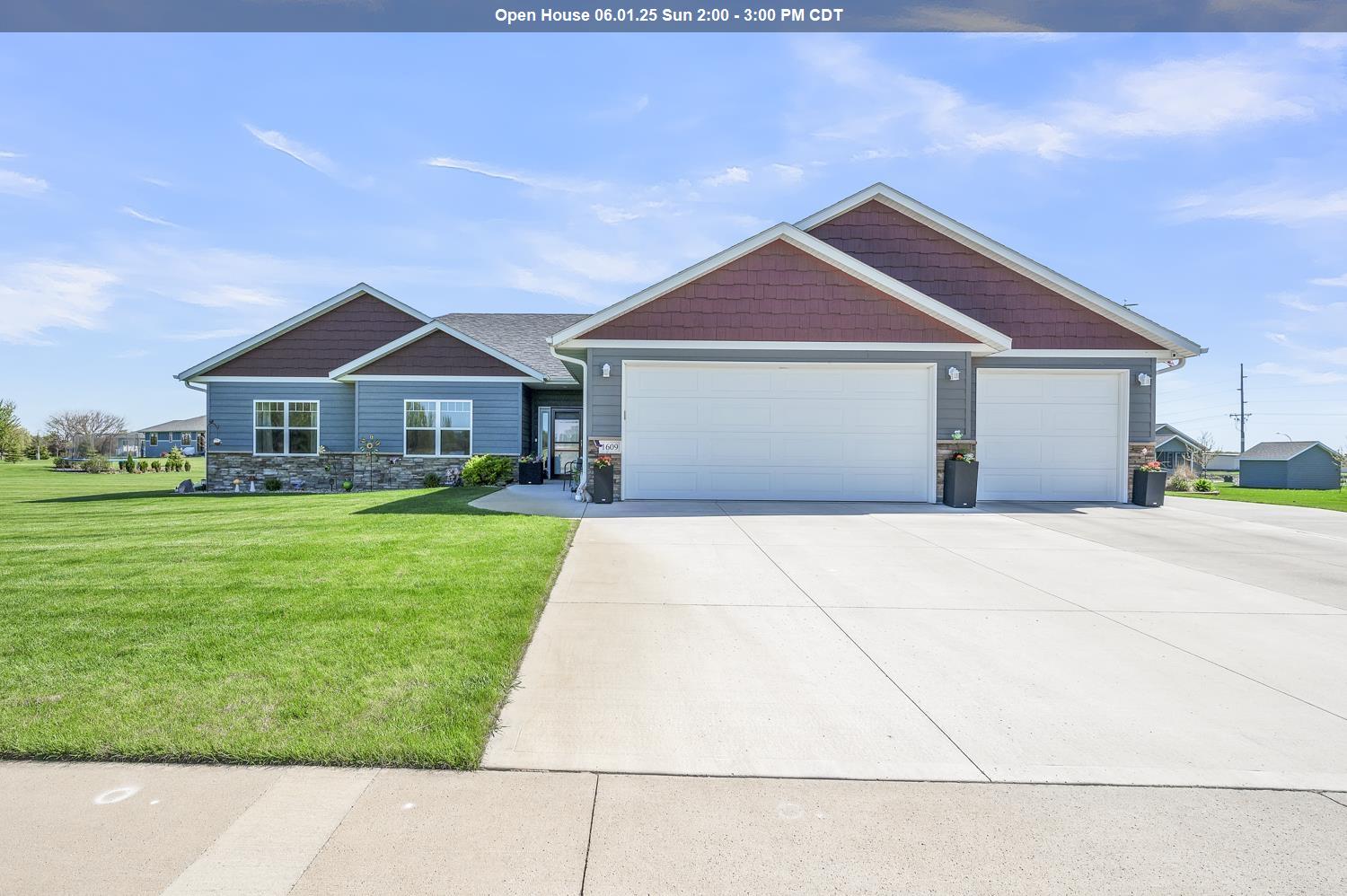 1609 36th Street, Spirit Lake, IA 51360 