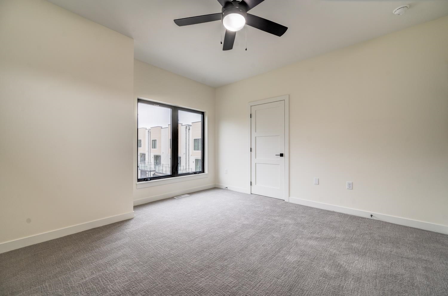 MLS #250536