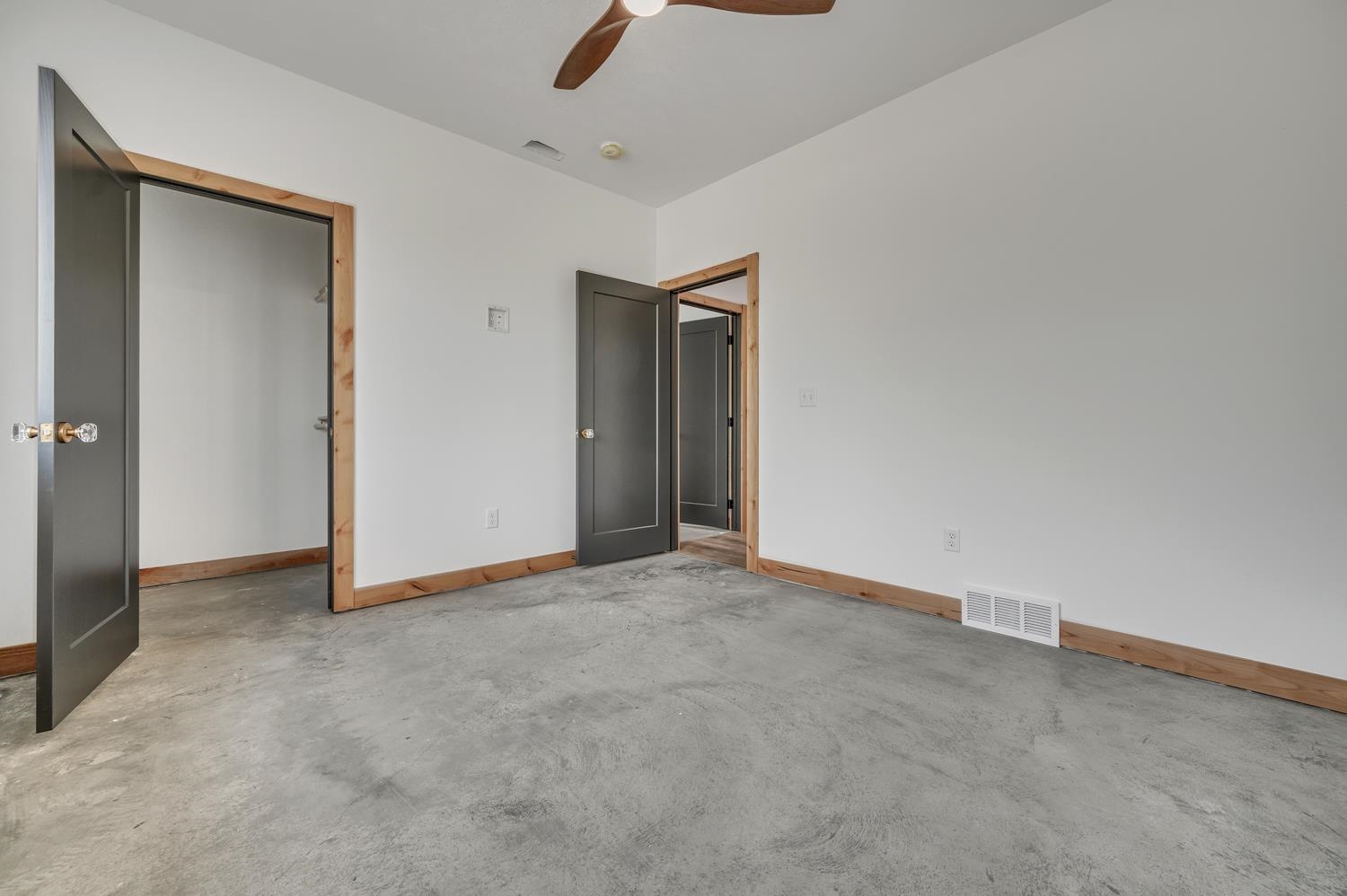 MLS #250542