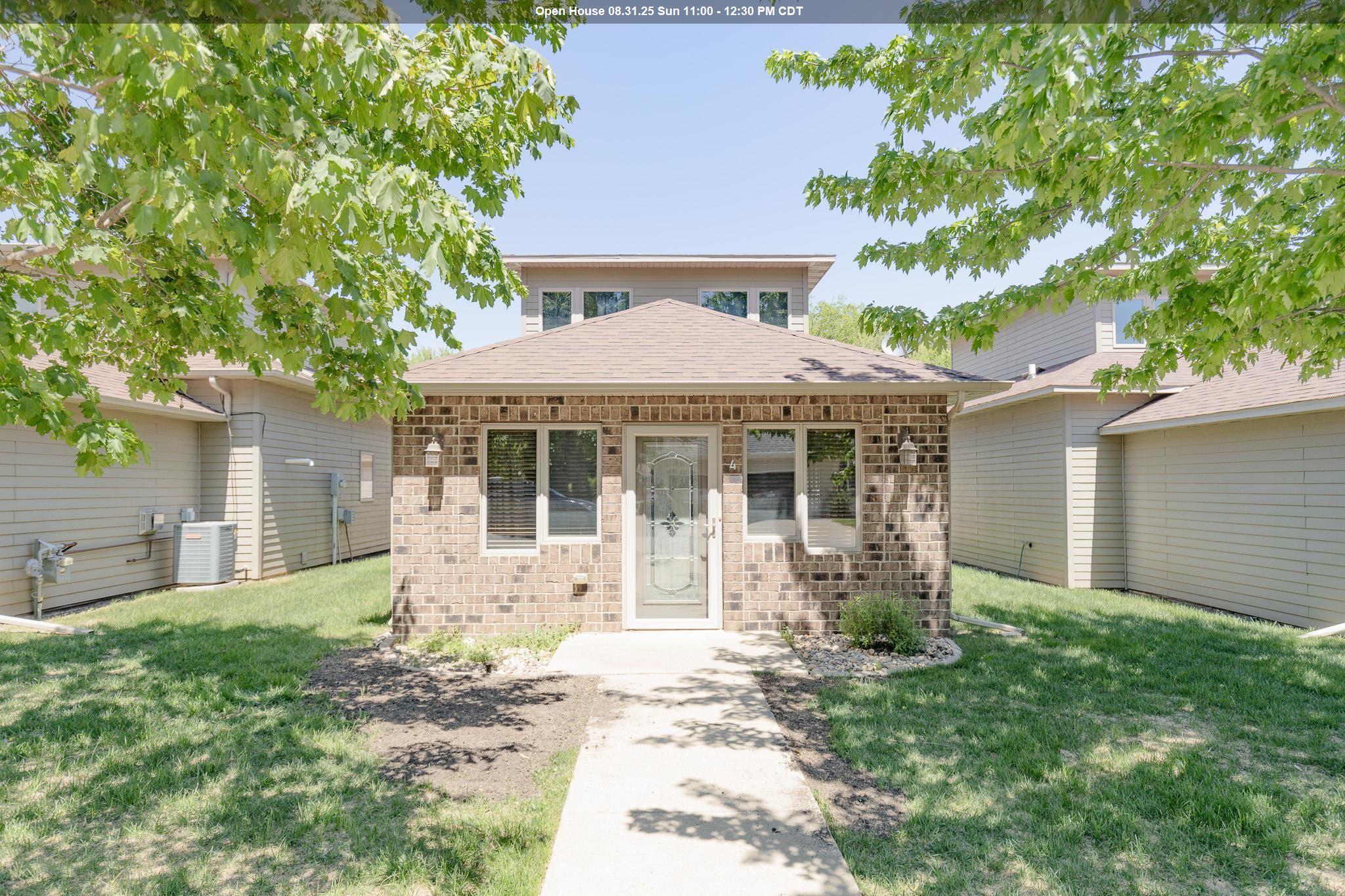 342 Benit Drive #4, Arnolds Park, IA 51331 