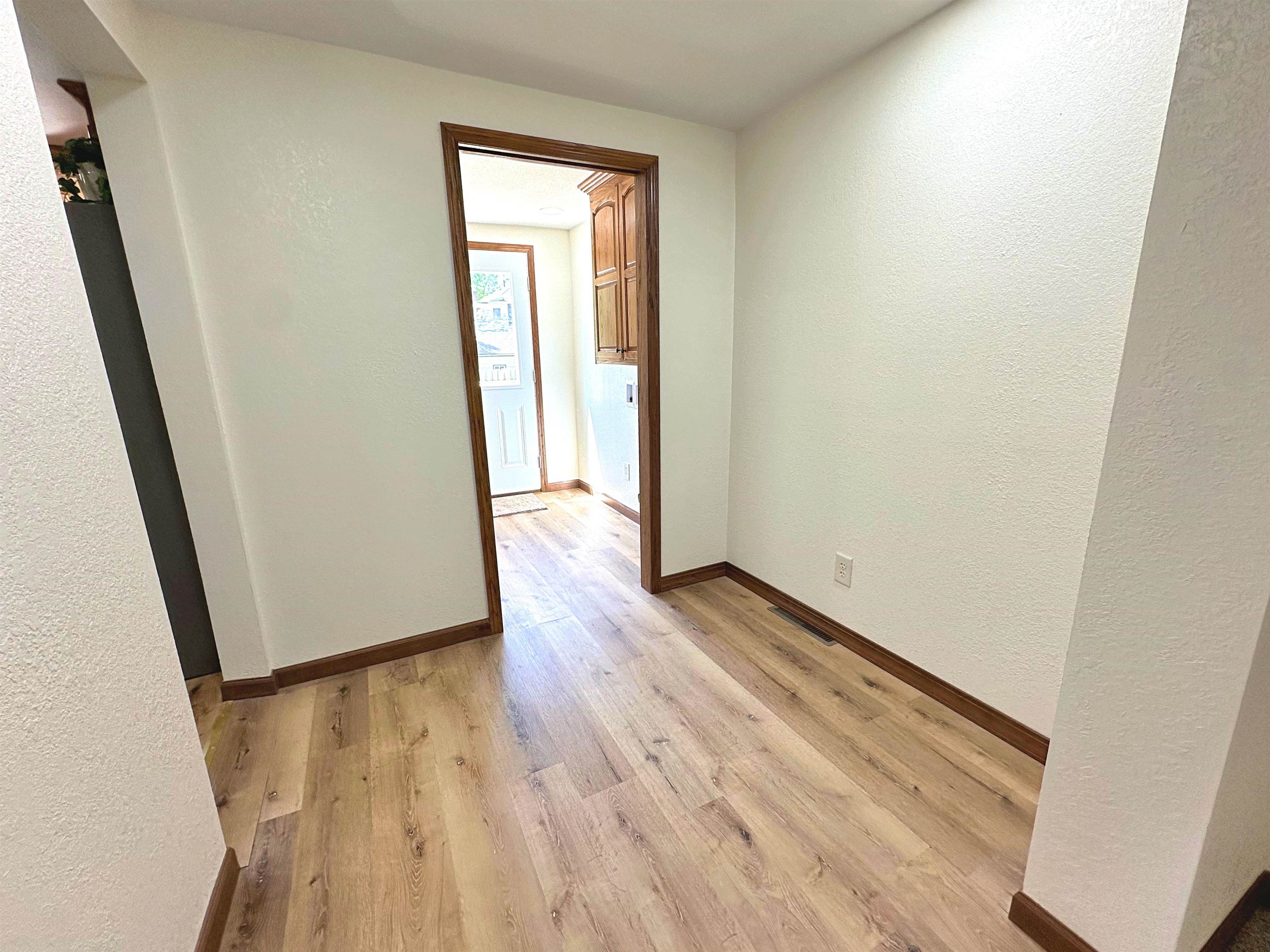 MLS #250552