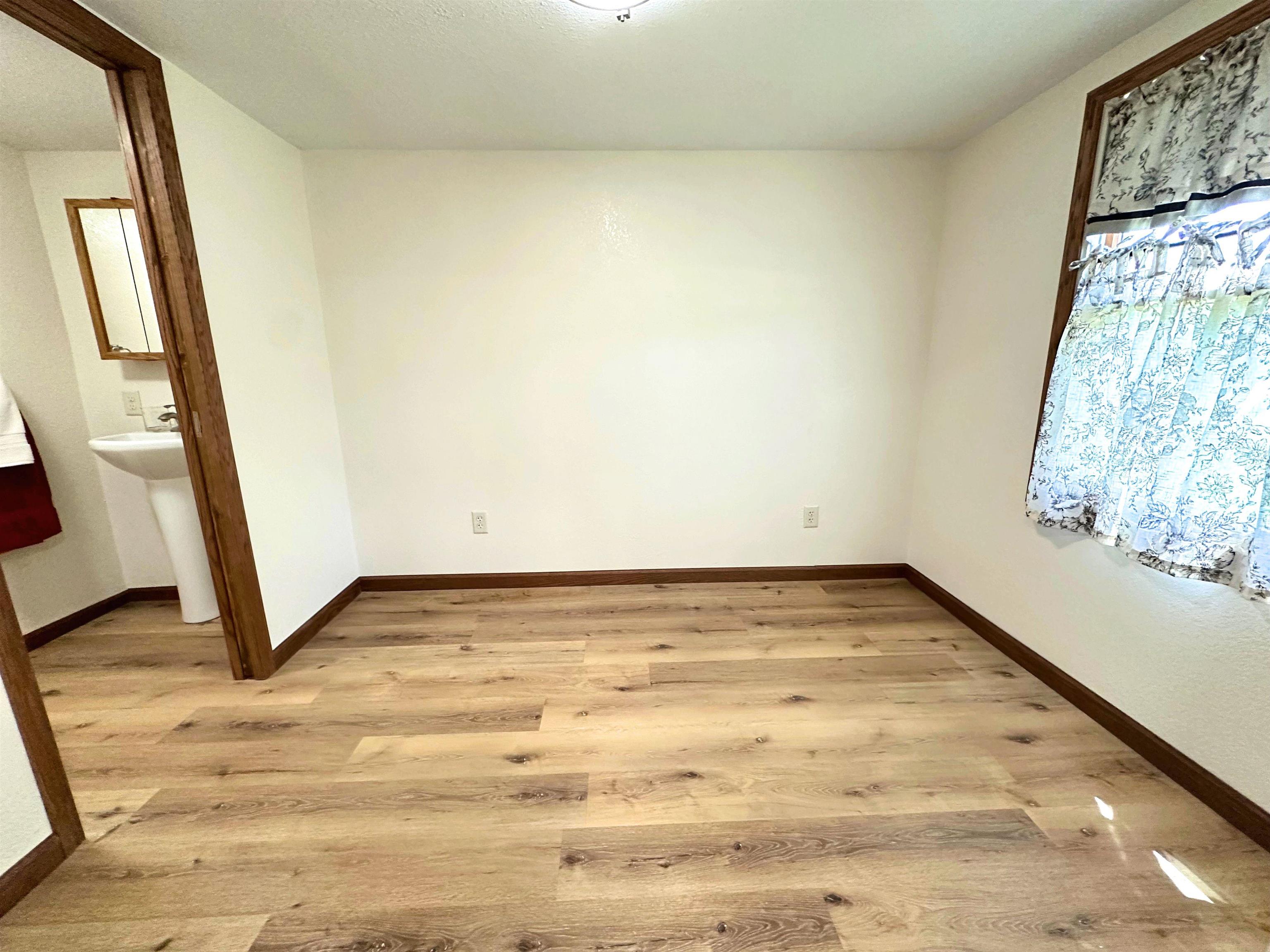 MLS #250552