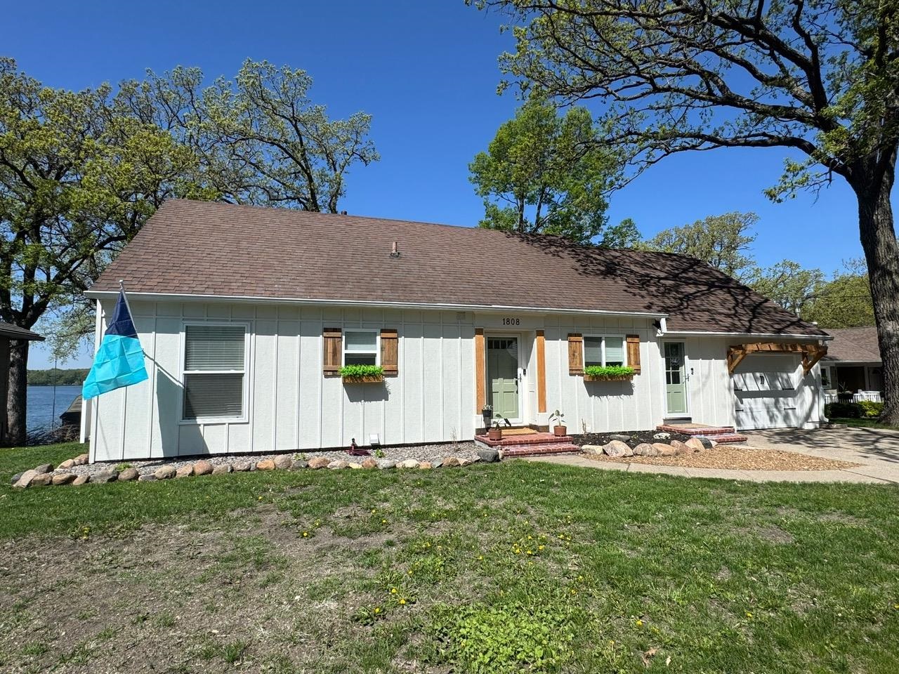 1808 Oakwood Avenue, Fairmont, MN 56031 