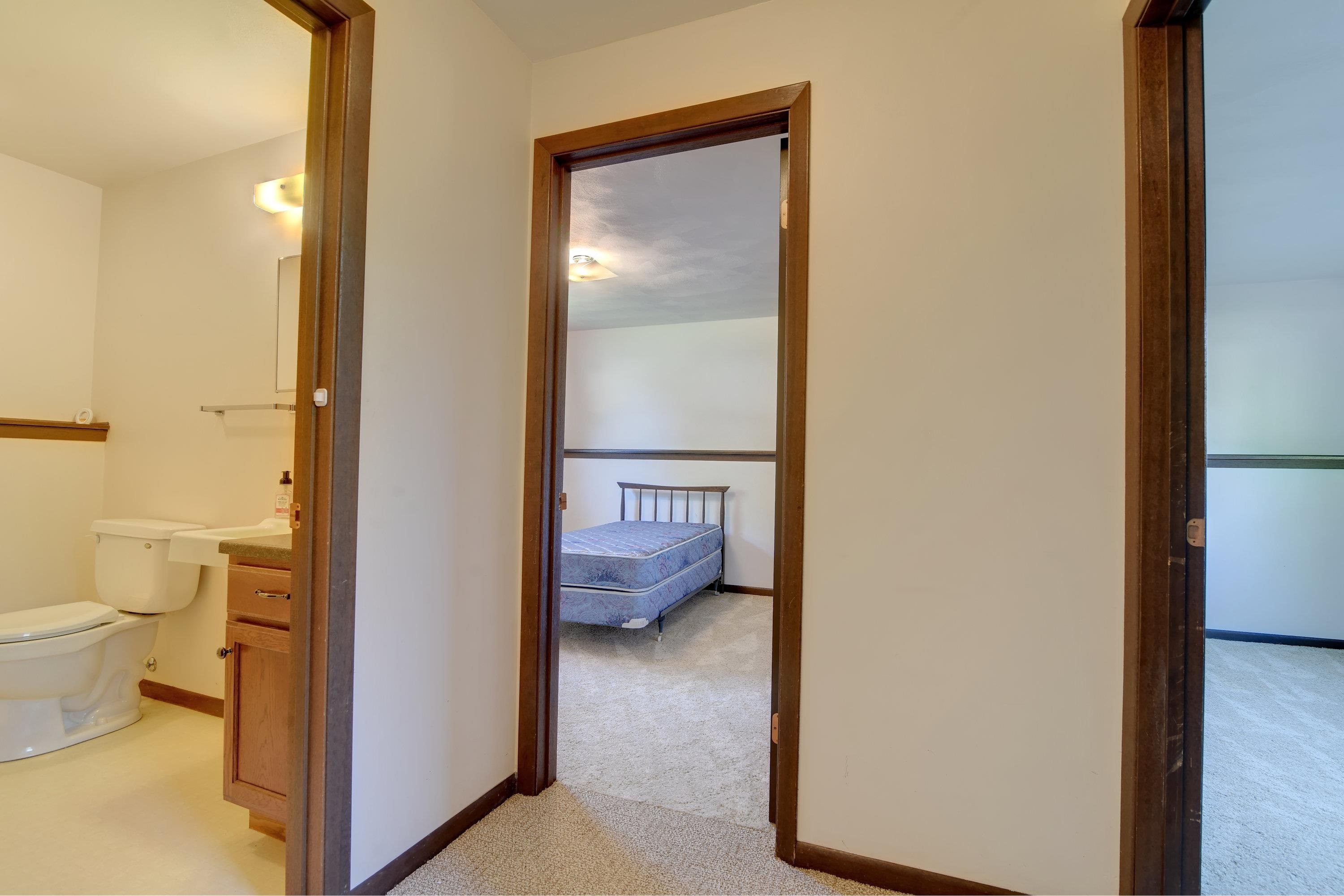 MLS #250560