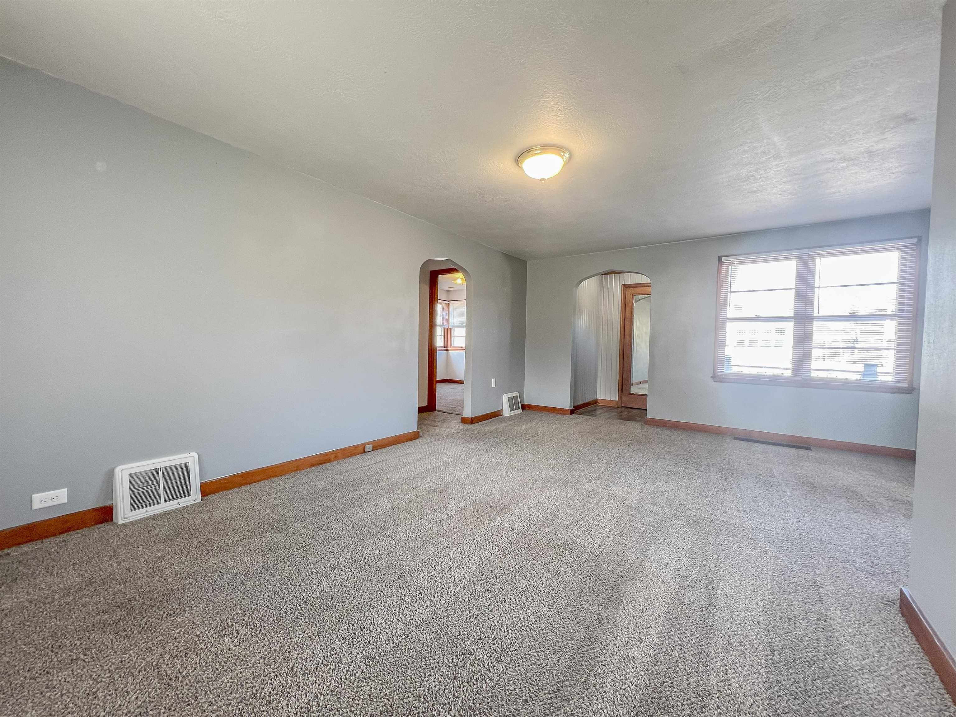 MLS #250561