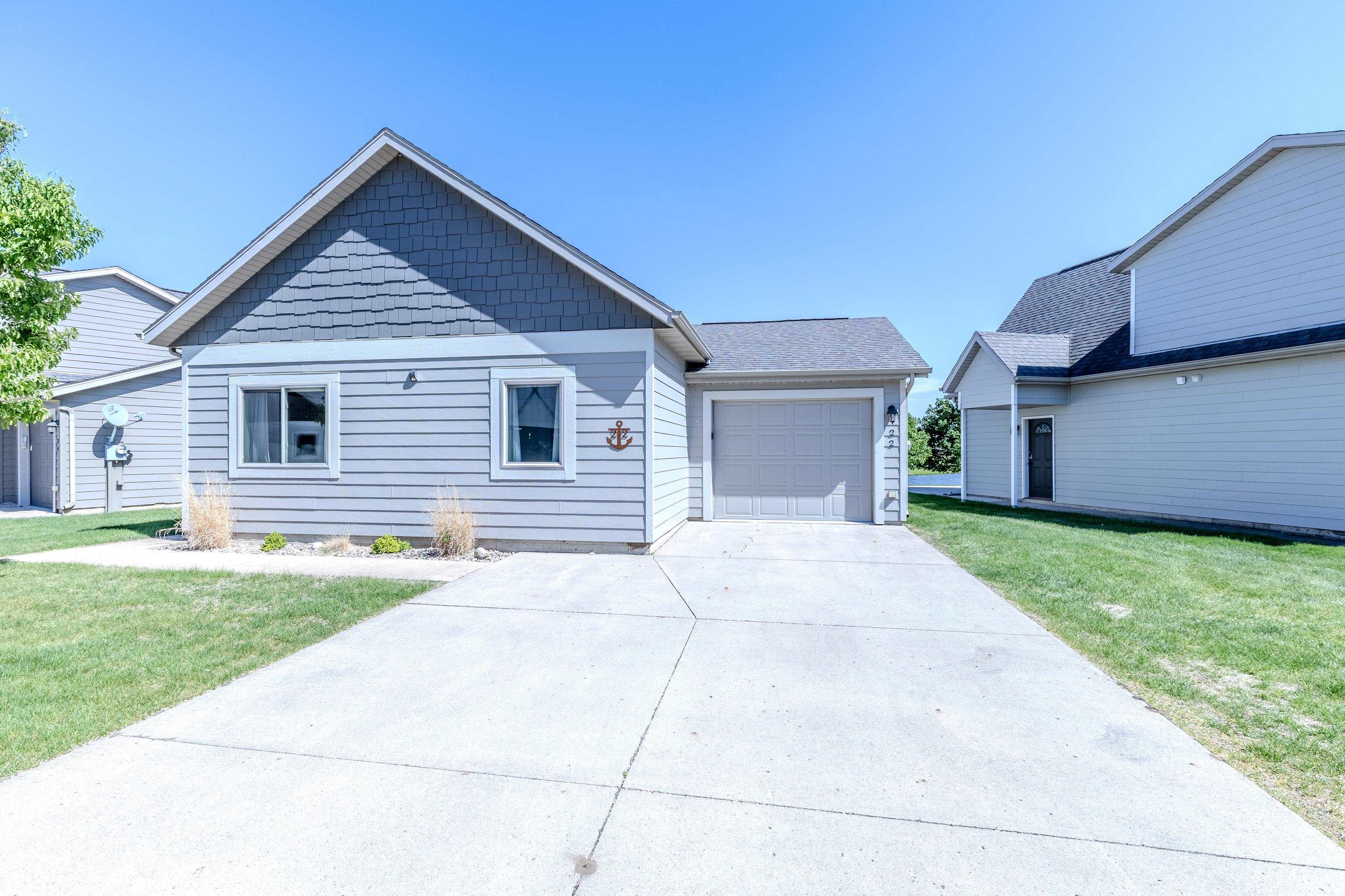 290 240th Avenue #22, Arnolds Park, IA 51331 
