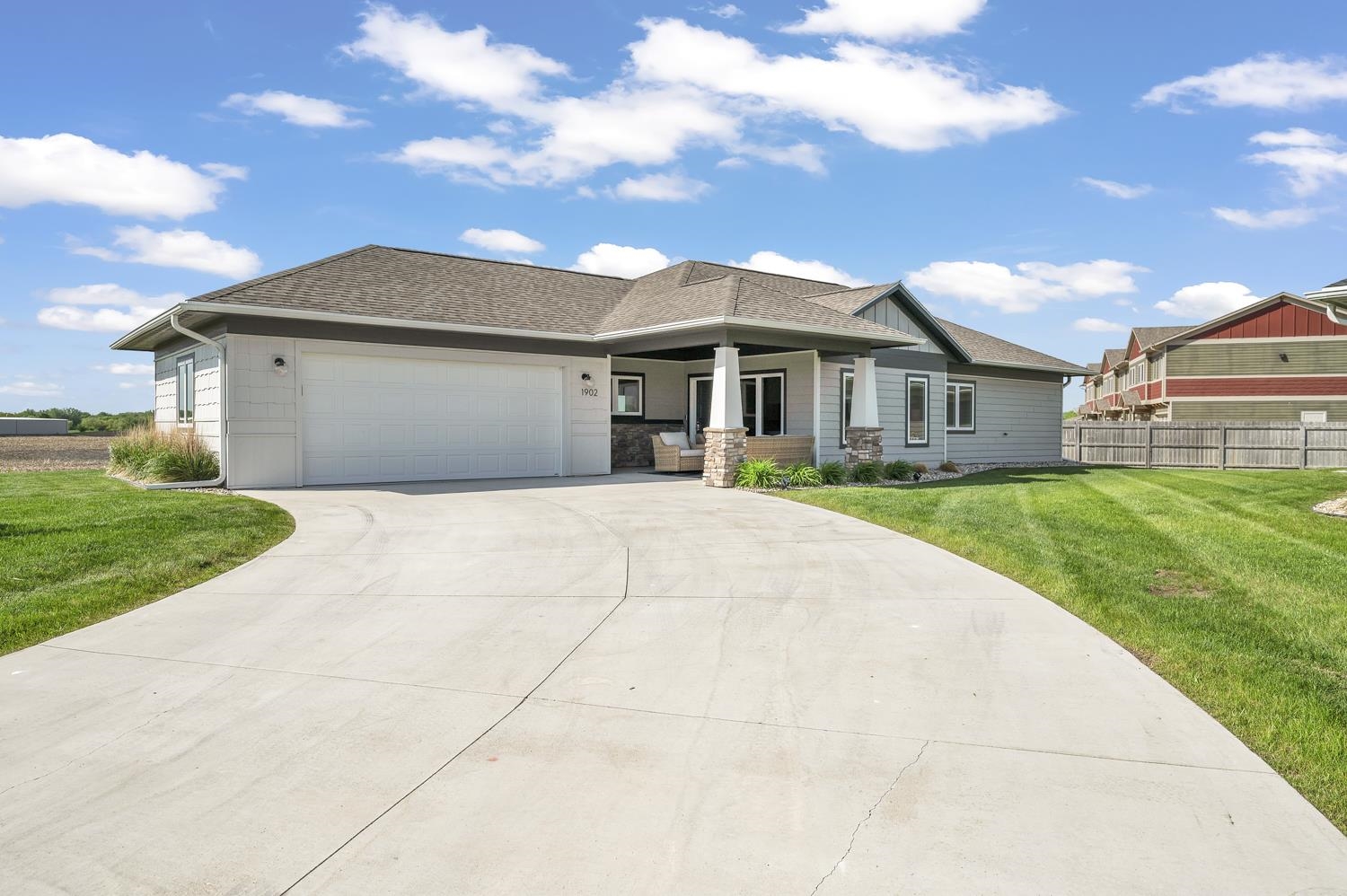 1902 Parks Street, Spirit Lake, IA 51360 