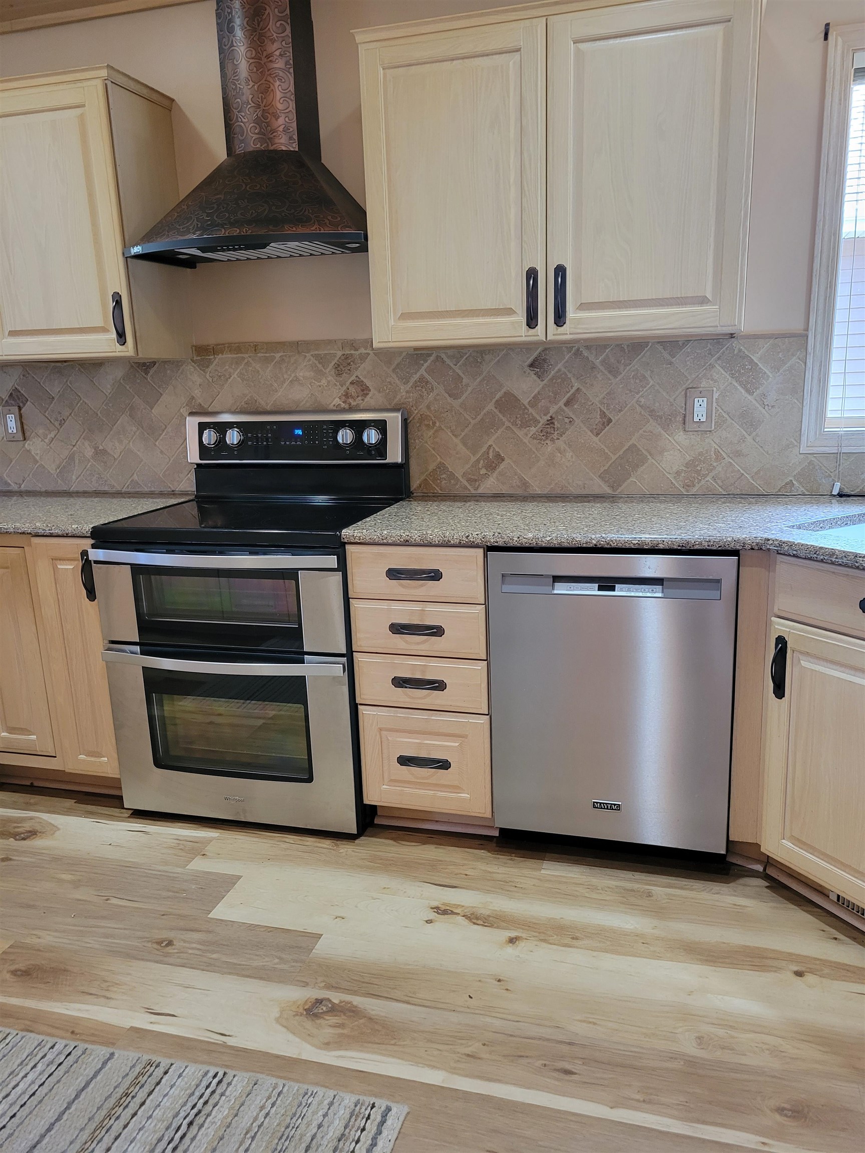 MLS #250567