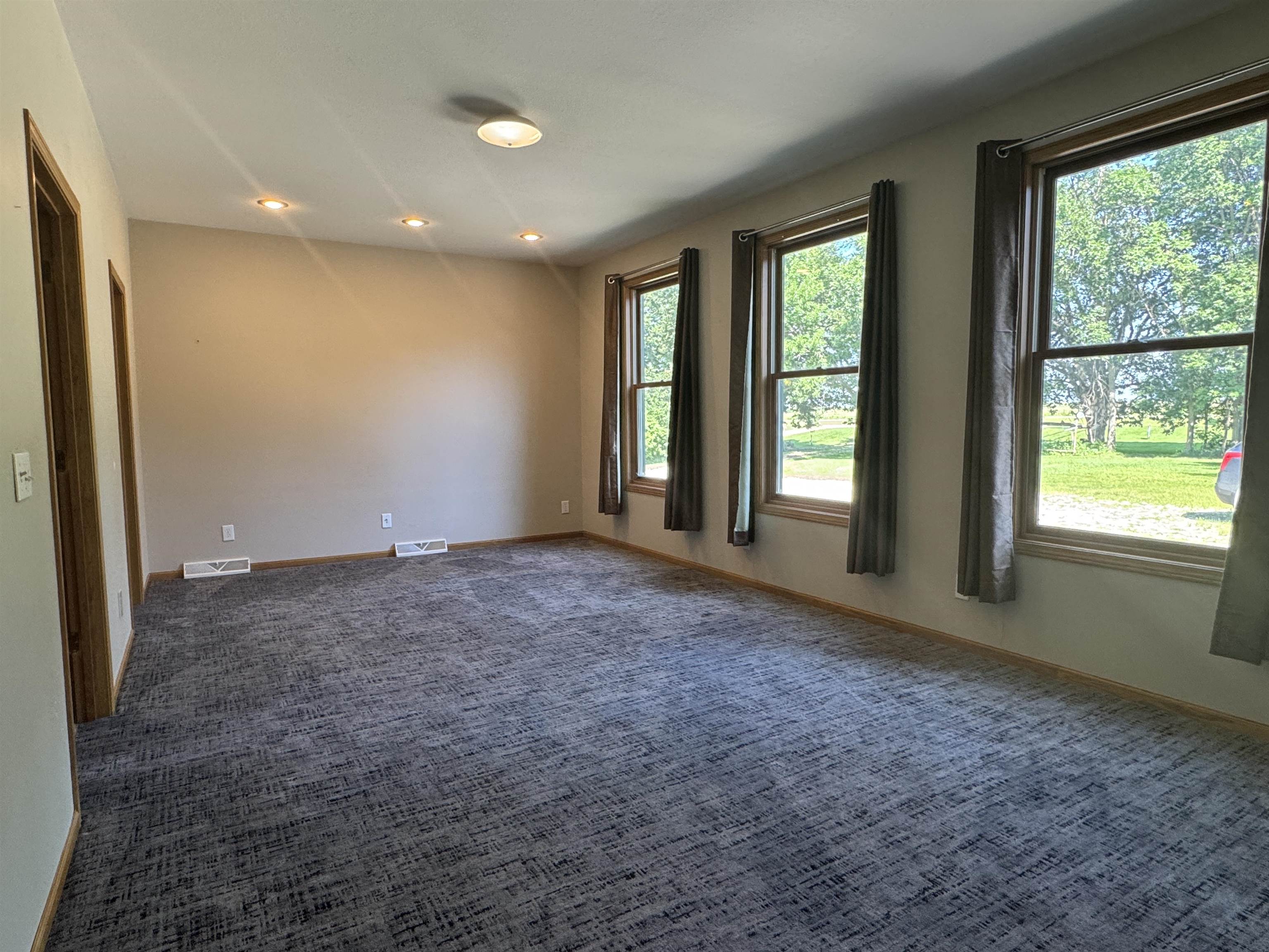 MLS #250568