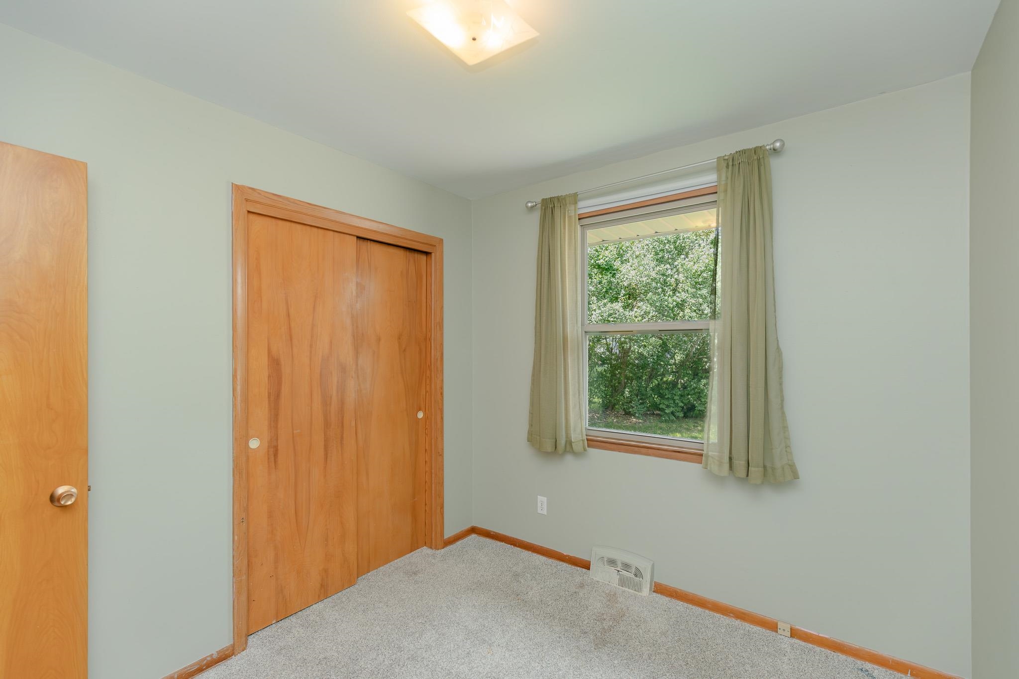 MLS #250573