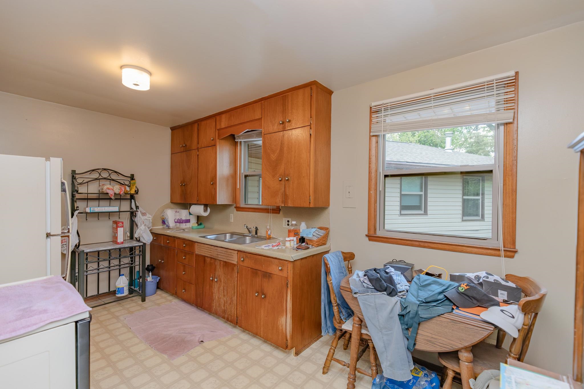 MLS #250573