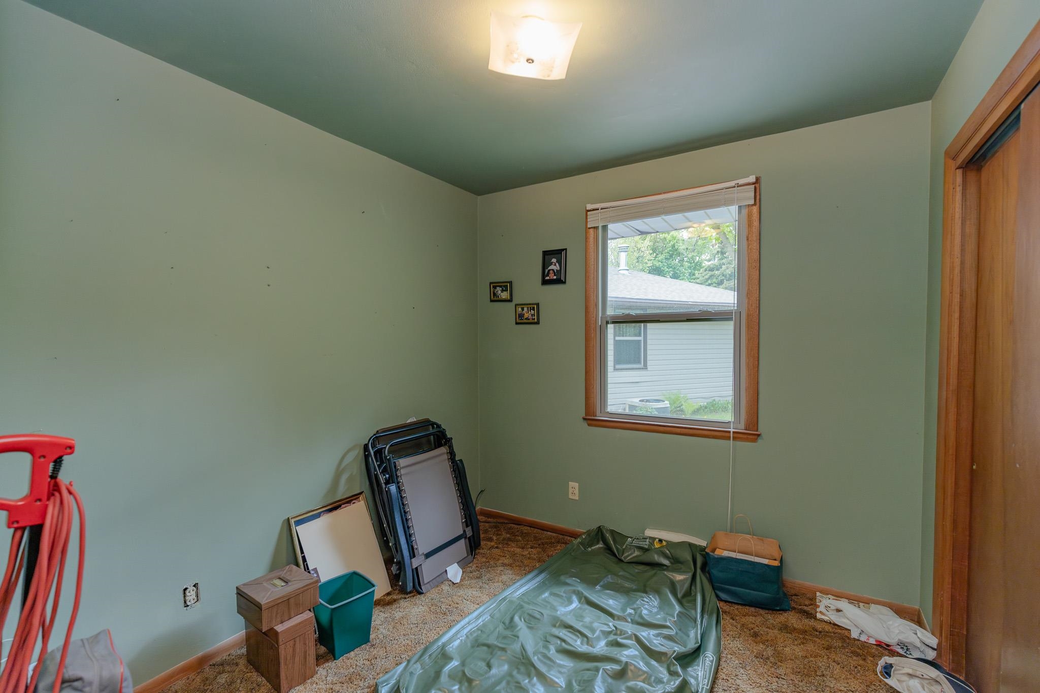 MLS #250573