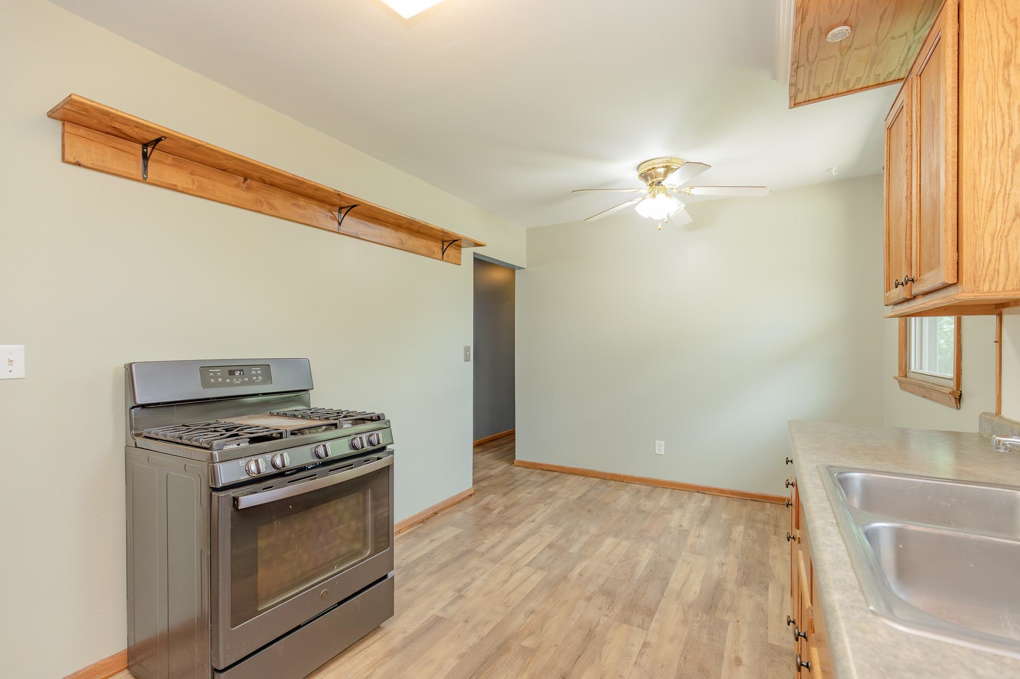 MLS #250573