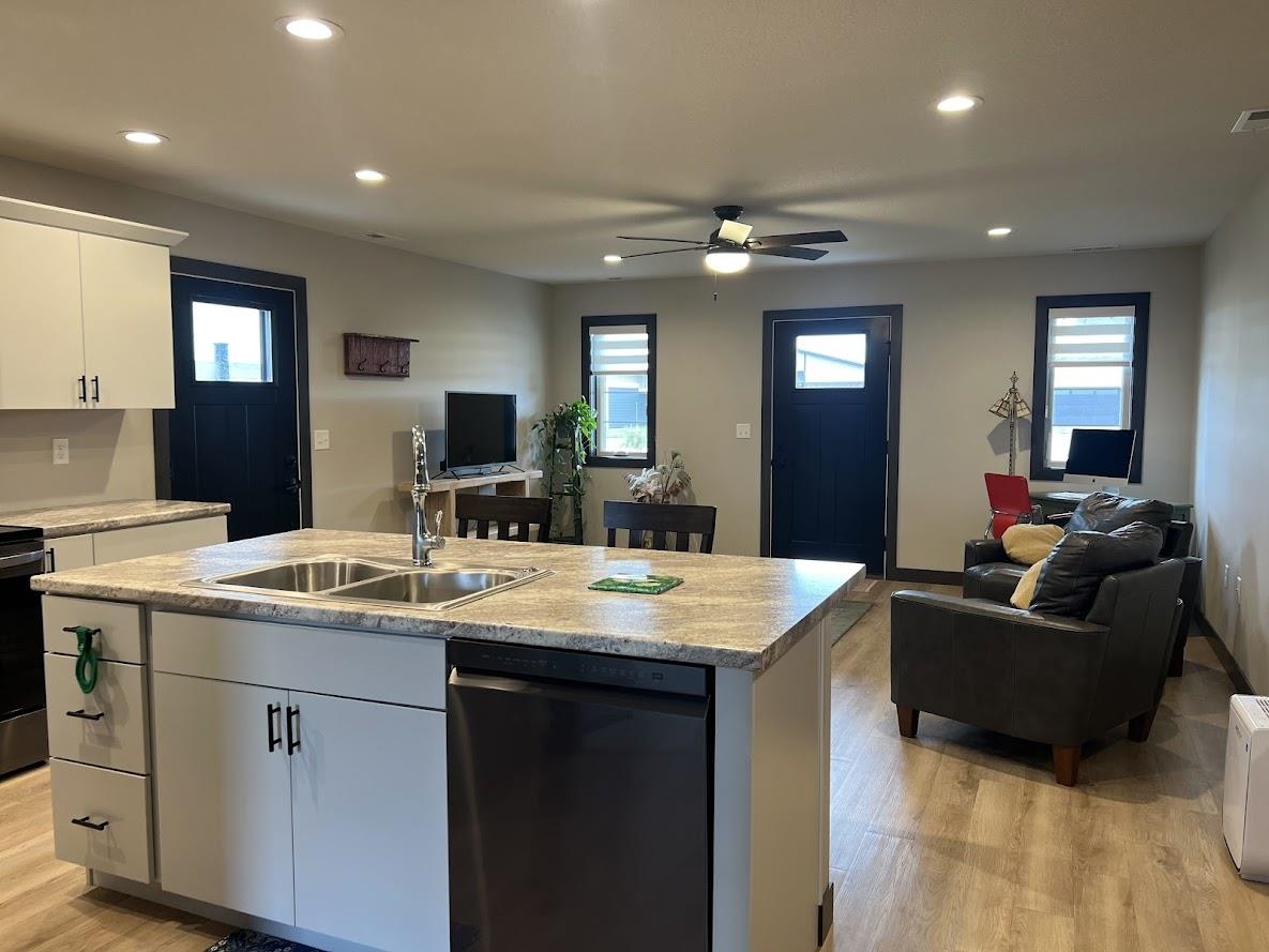 MLS #250574