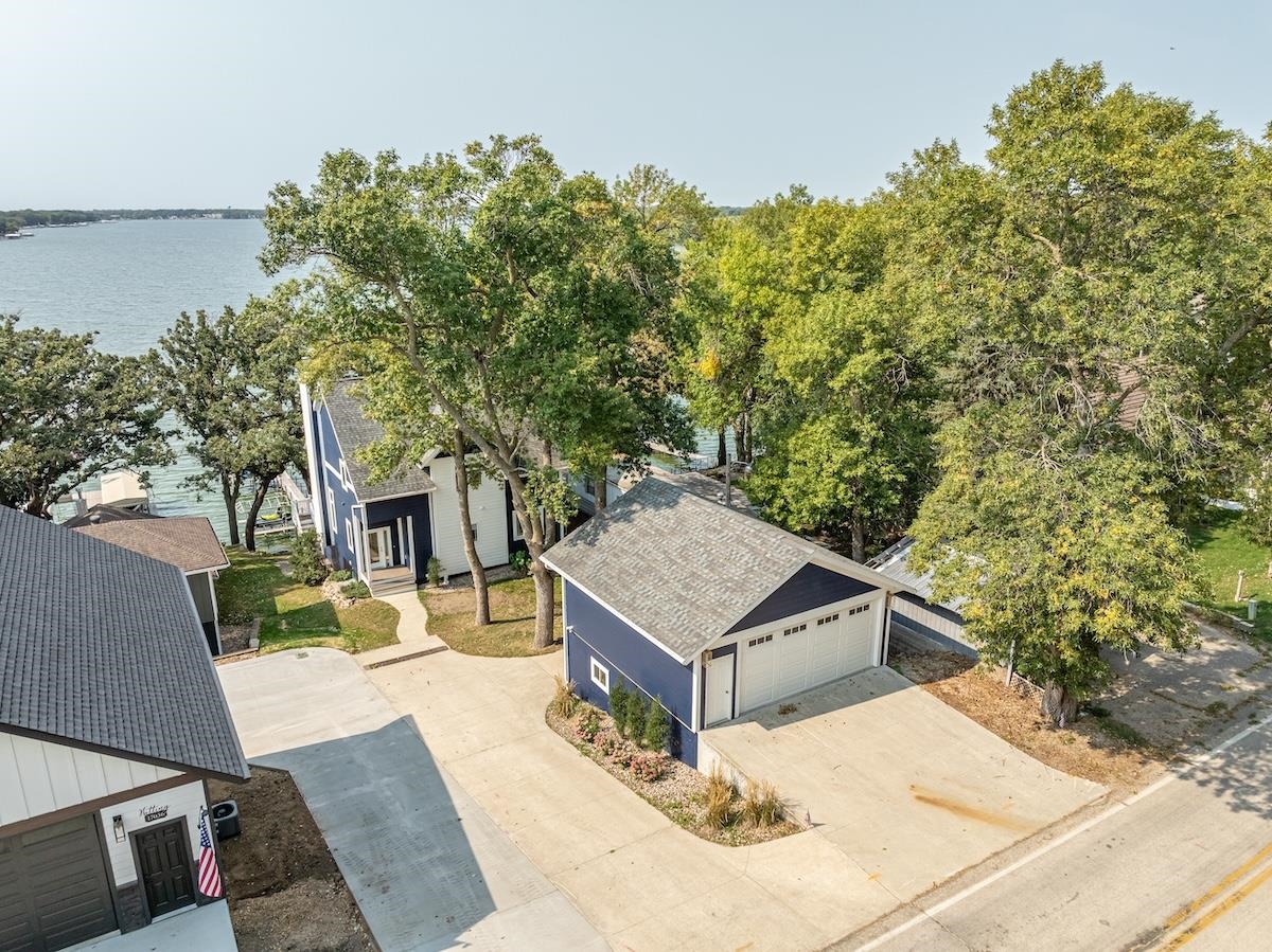 17042 255th Avenue, Spirit Lake, IA 51360 