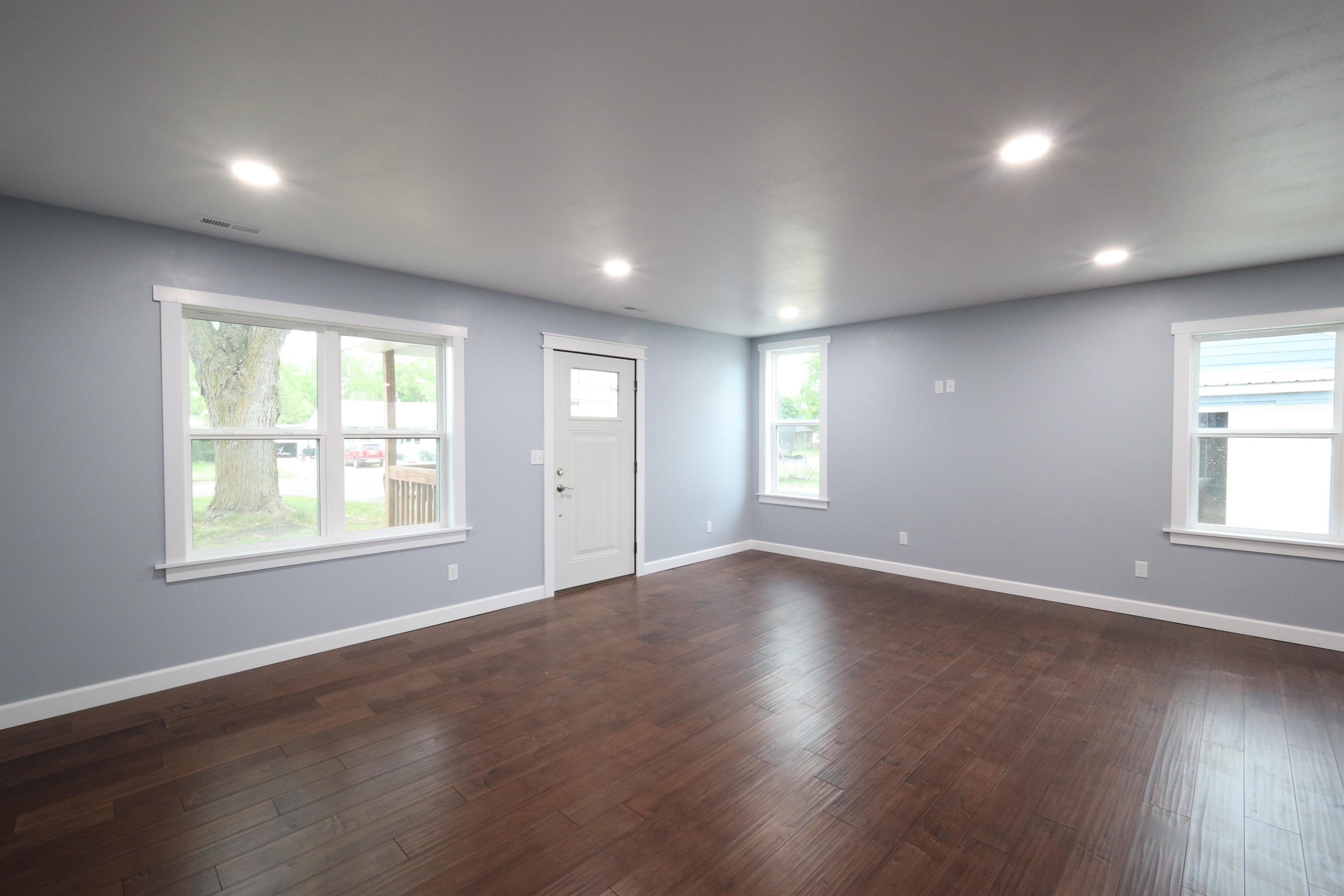 MLS #250577