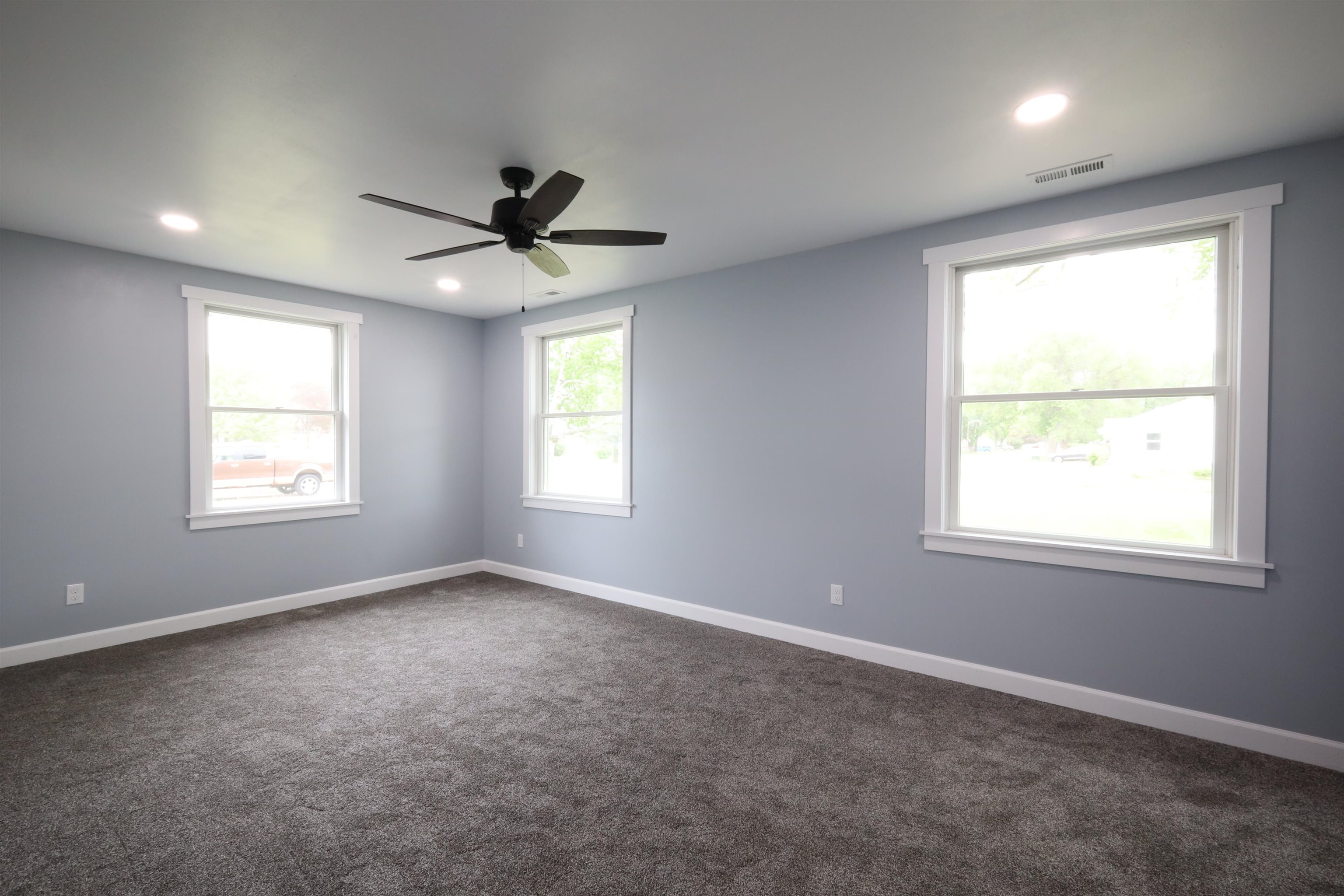 MLS #250577