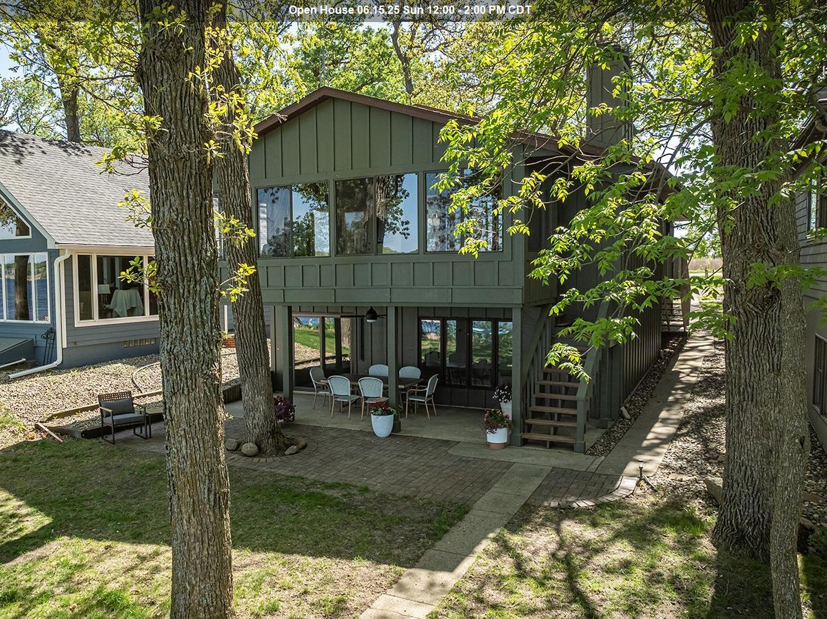 2902 Manhattan Boulevard, Wahpeton, IA 51360 