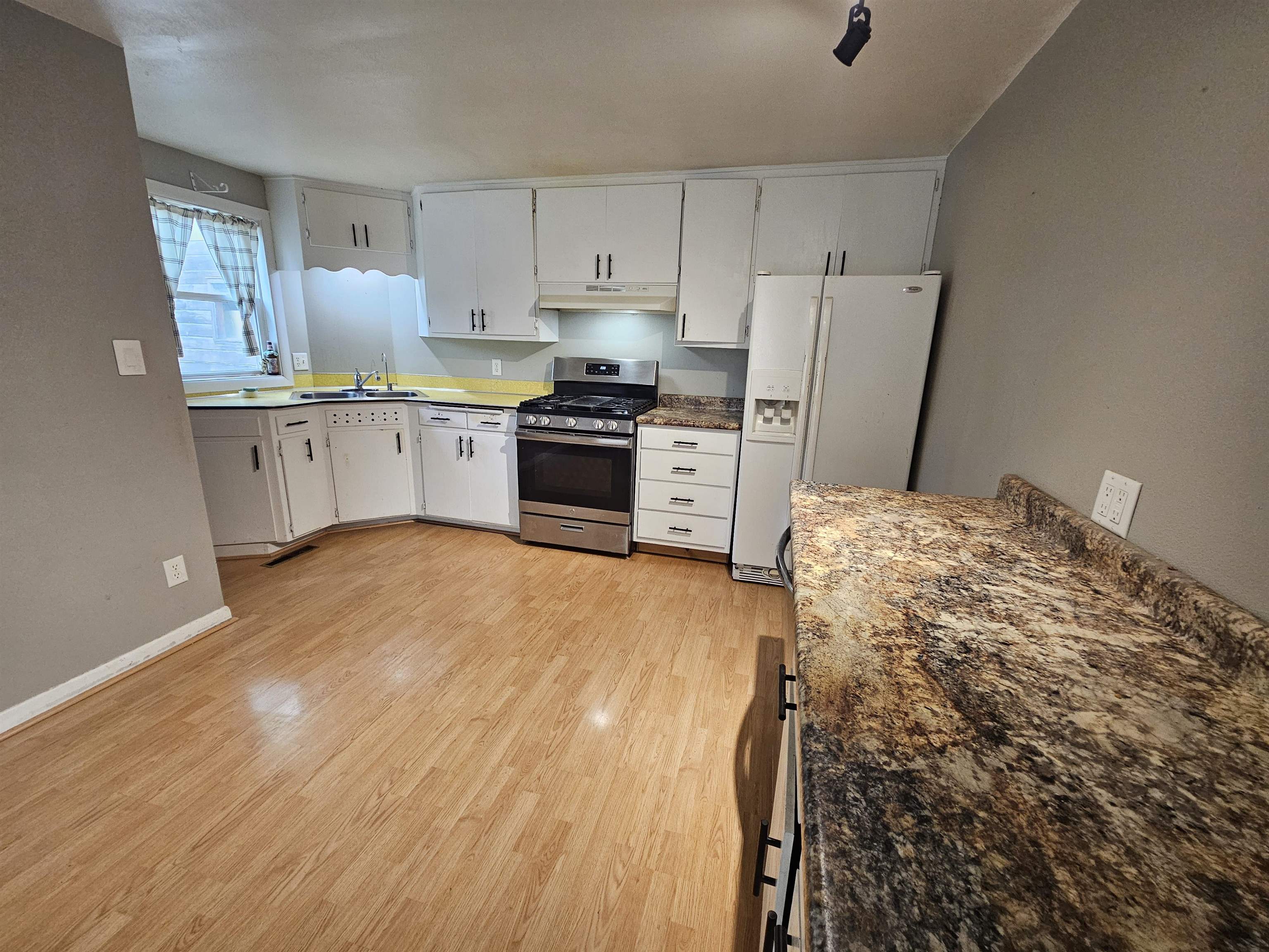 MLS #250589