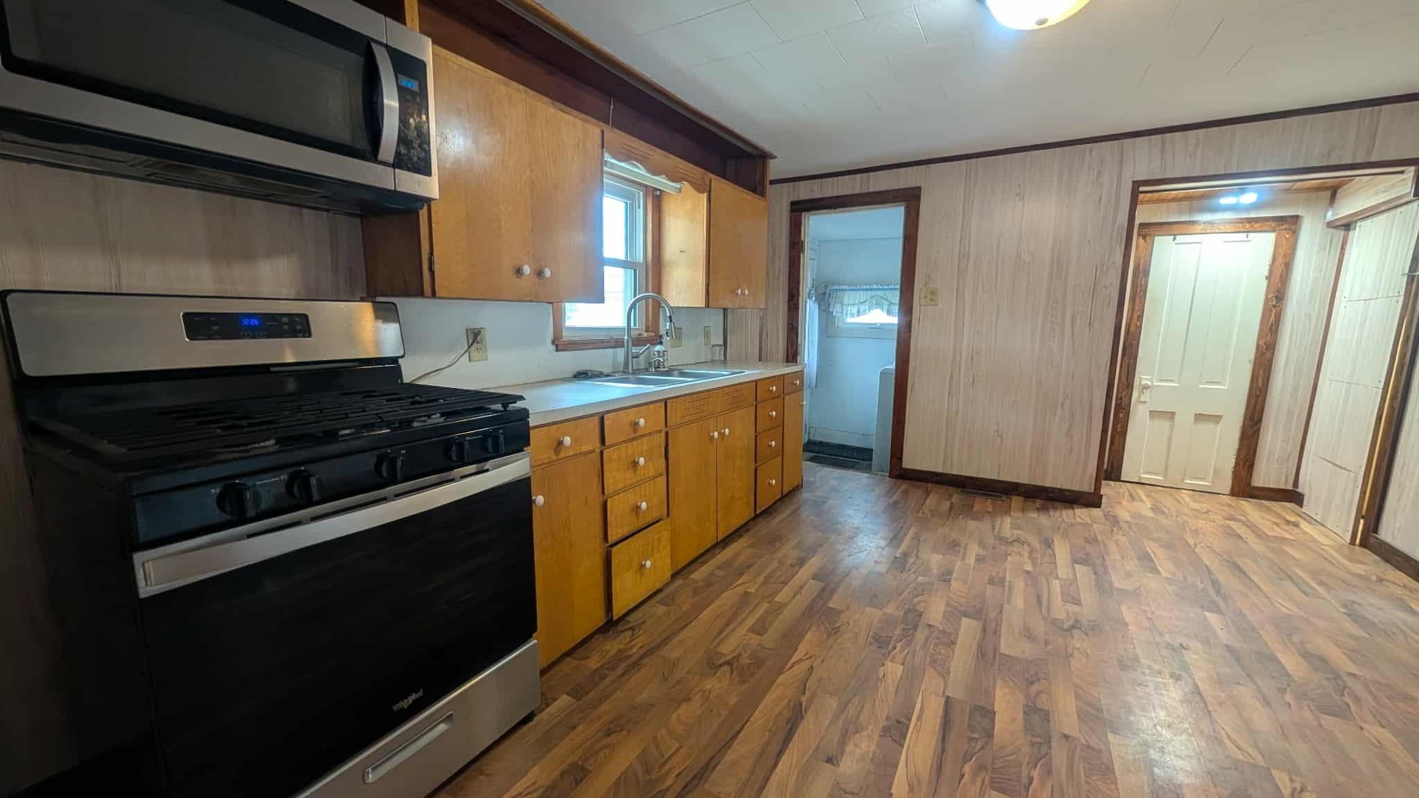 MLS #250609