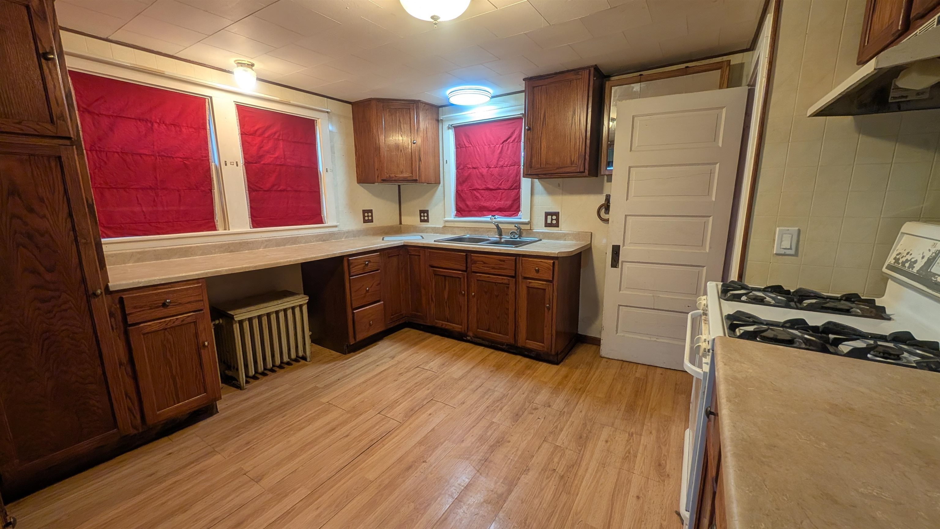 MLS #250610