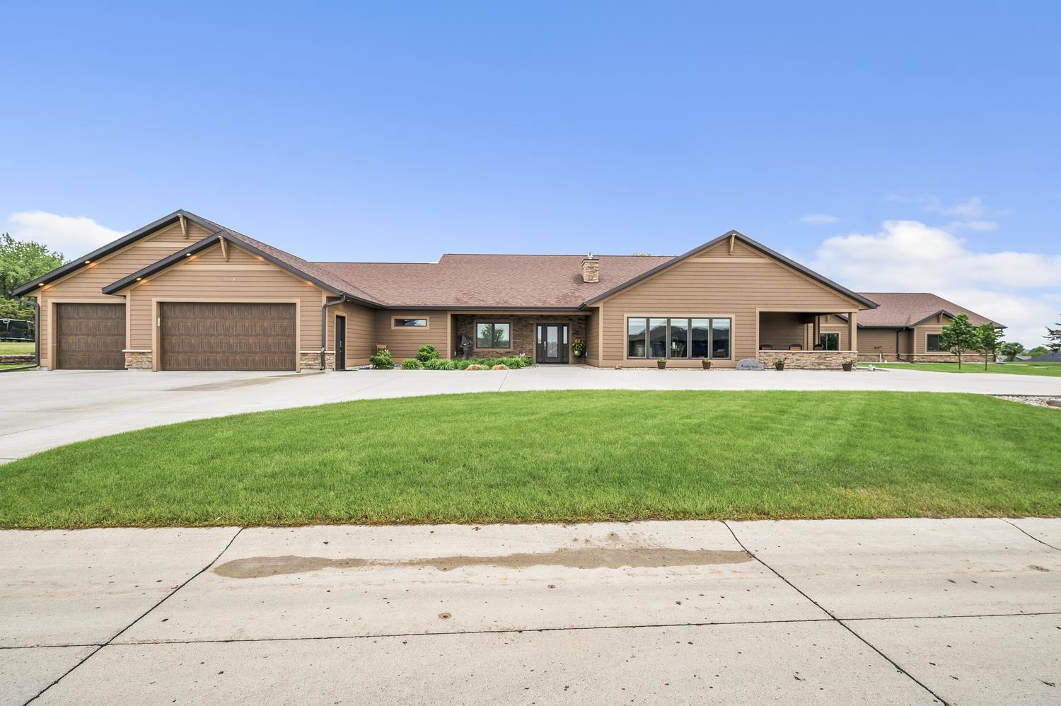 3300 Kuchel Trail, Milford, IA 51351 