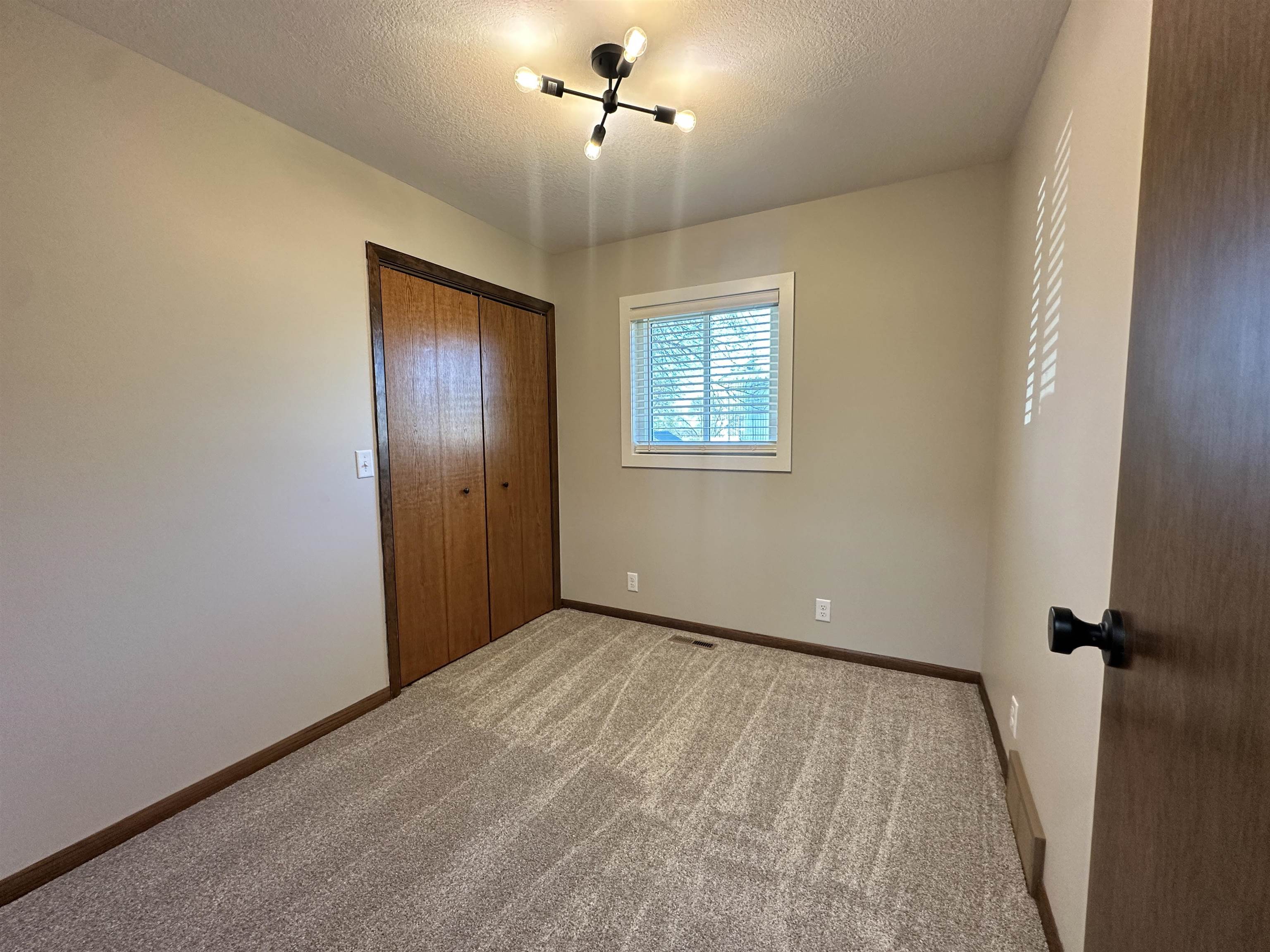 MLS #250648