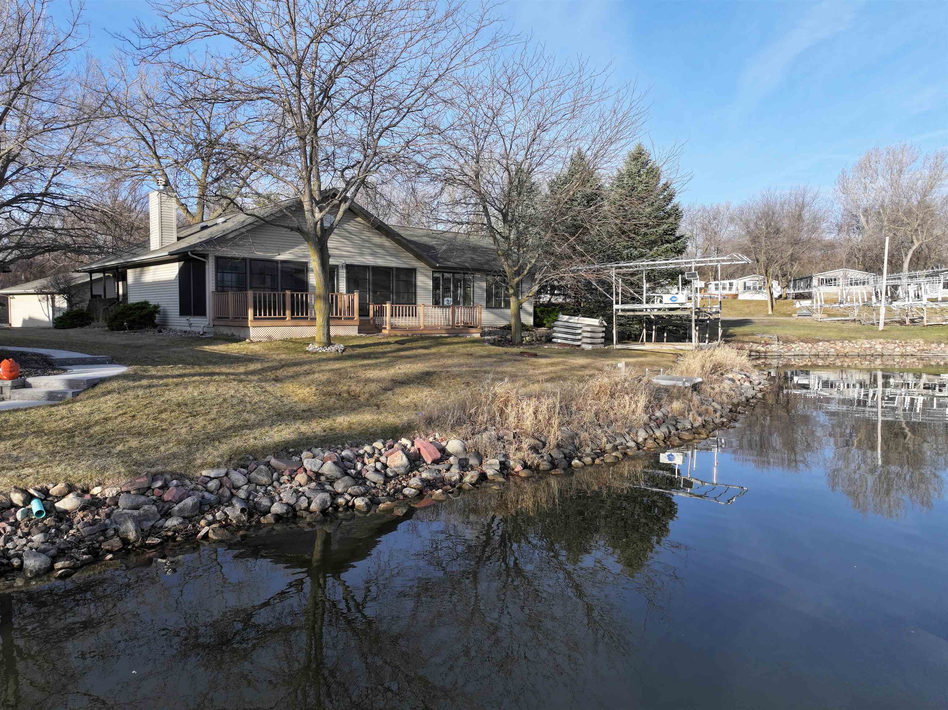 470 Dam Road, Arnolds Park, IA 51331 