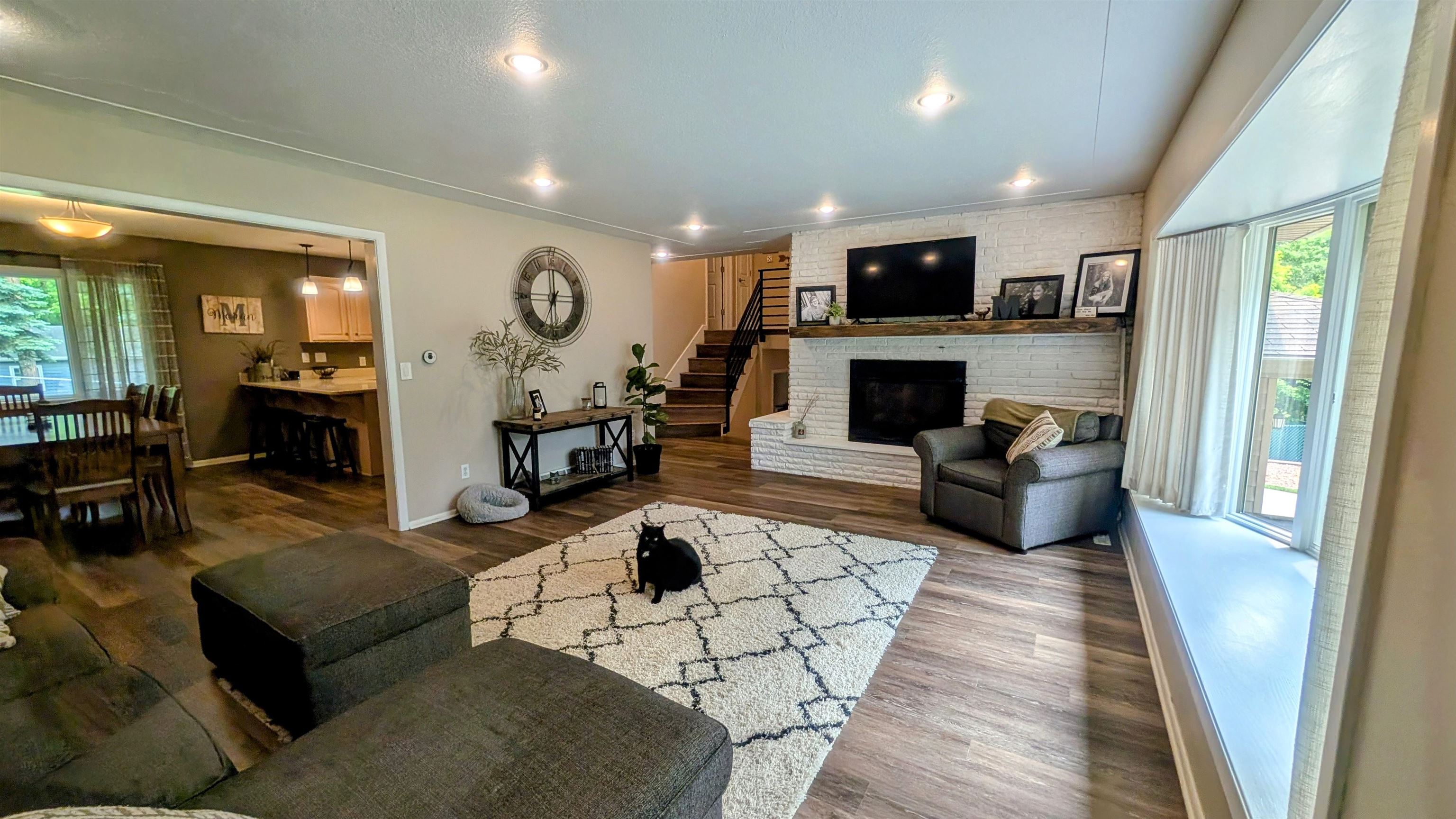 MLS #250656