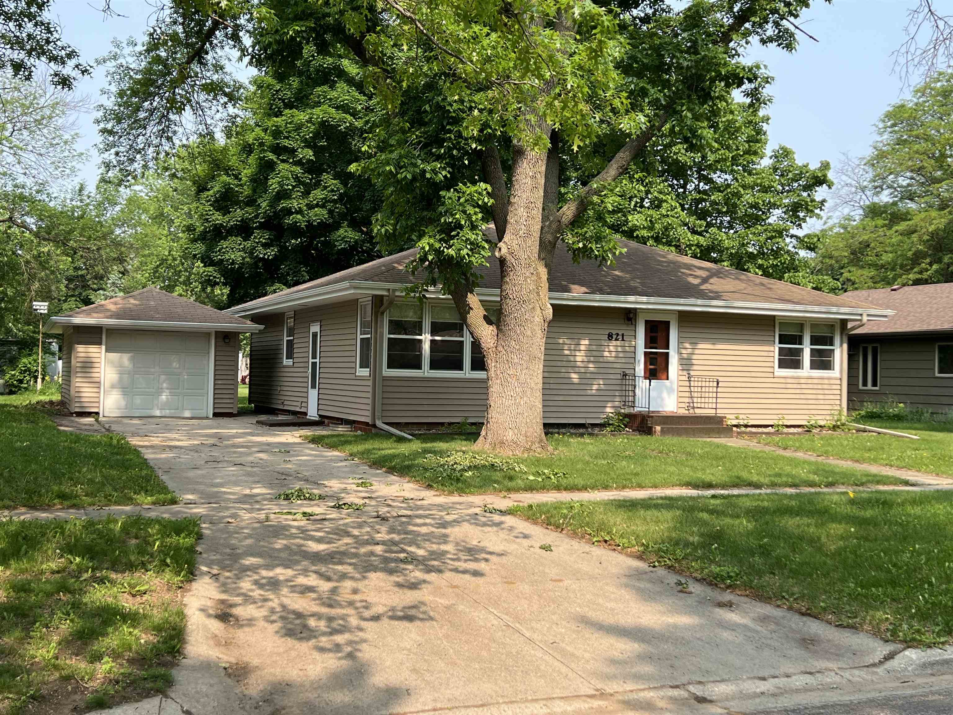 821 Fisher Court, Spencer, IA 51301 