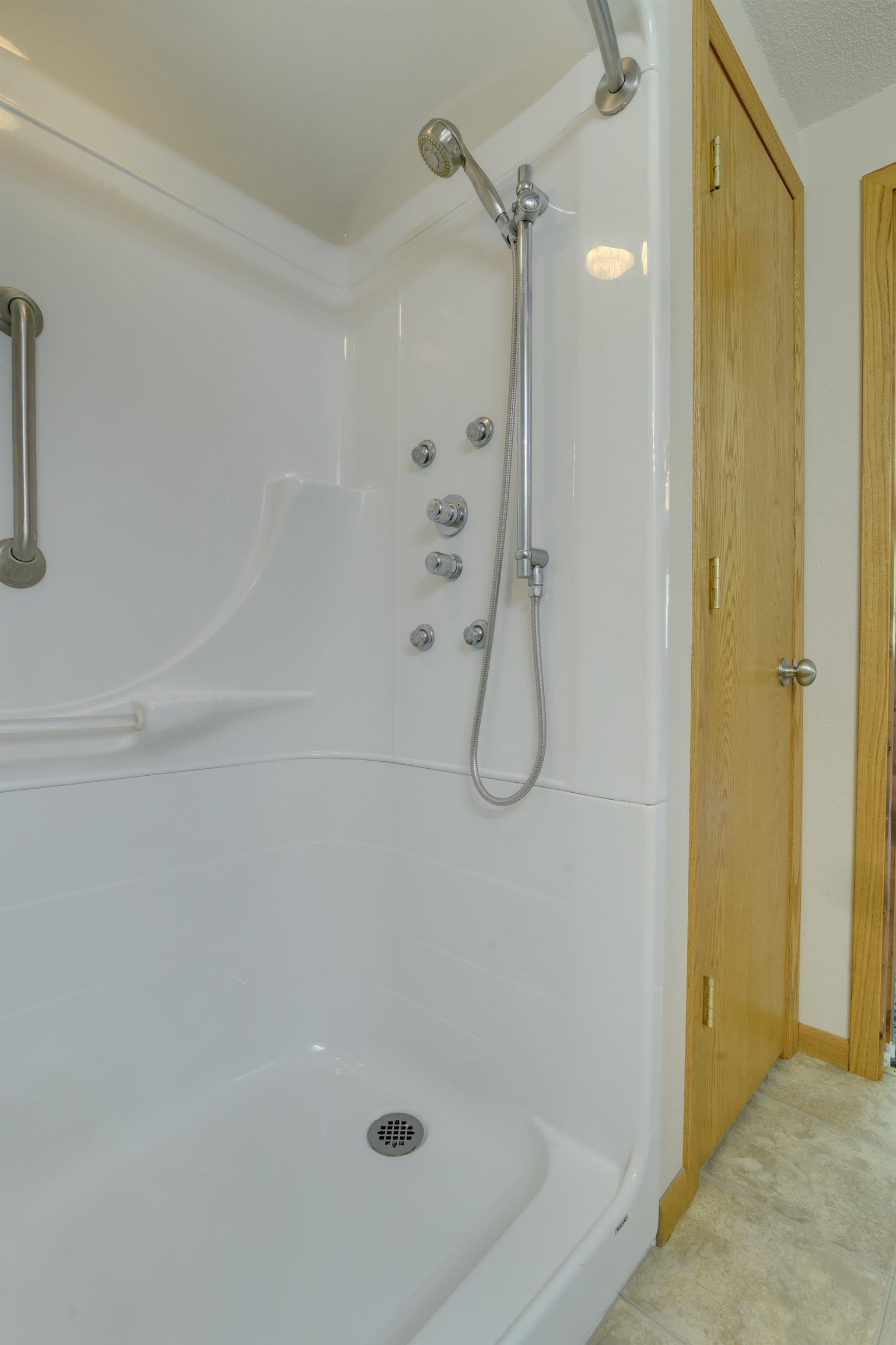 MLS #250673