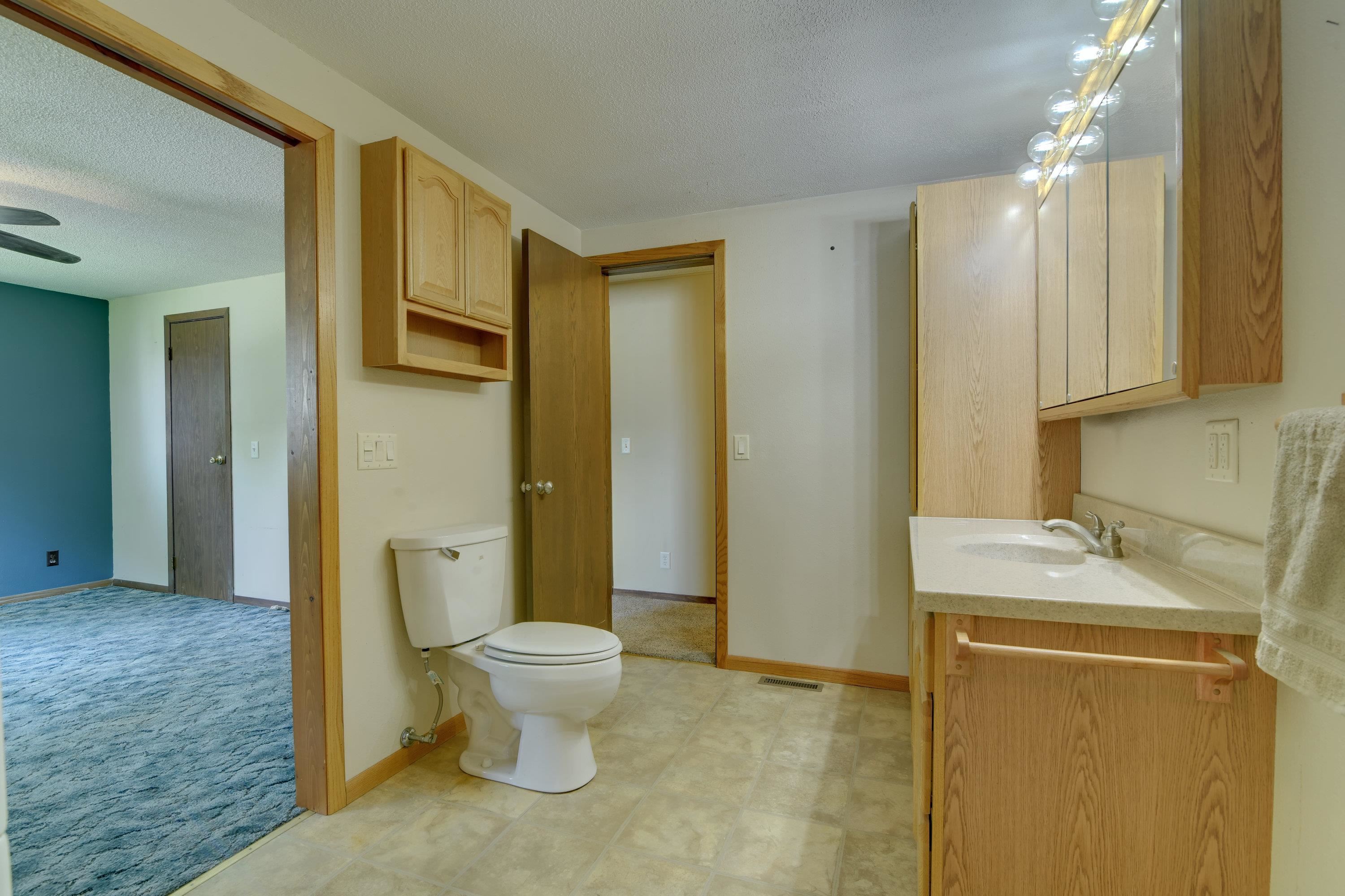 MLS #250673