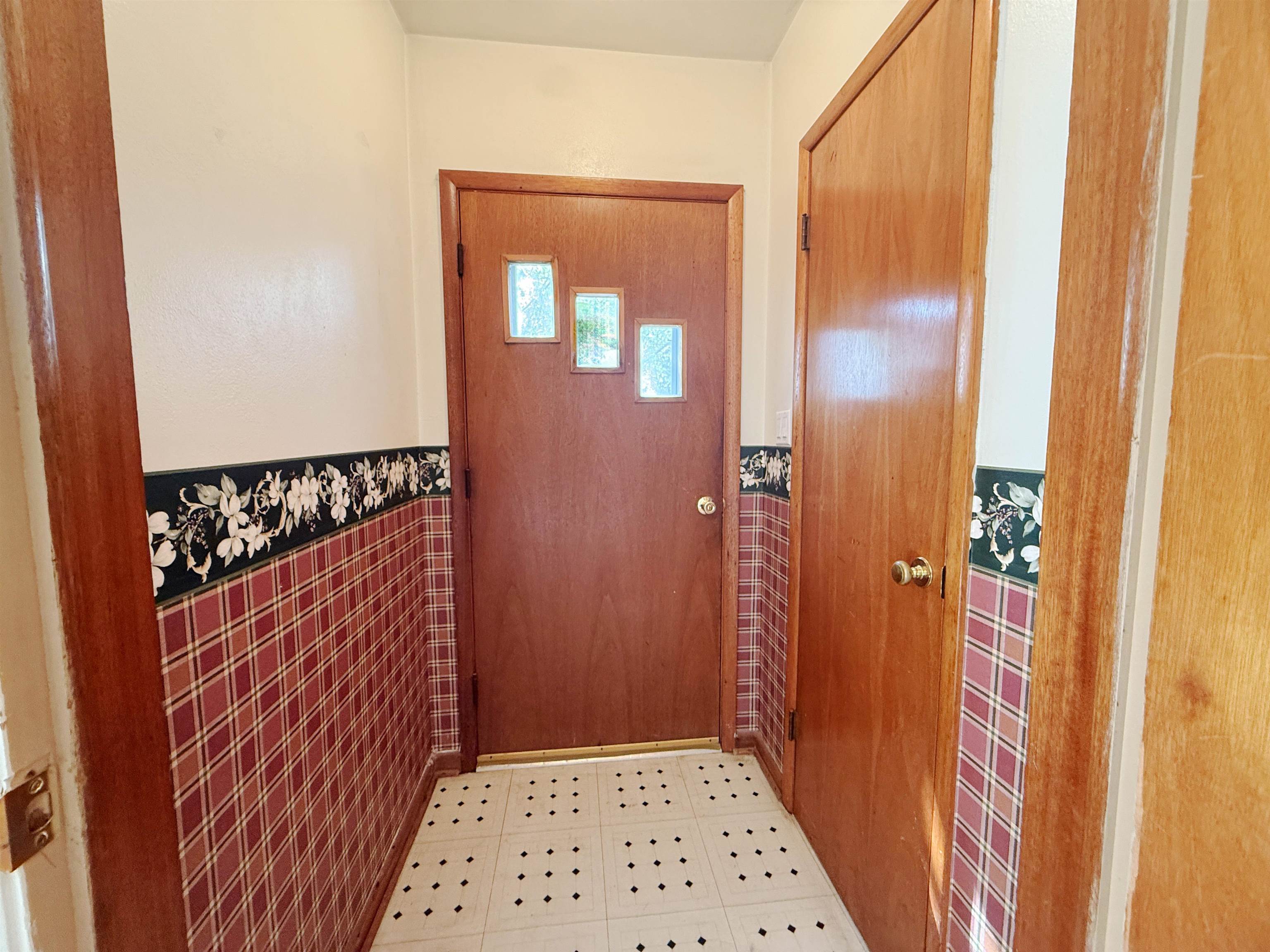 MLS #250674