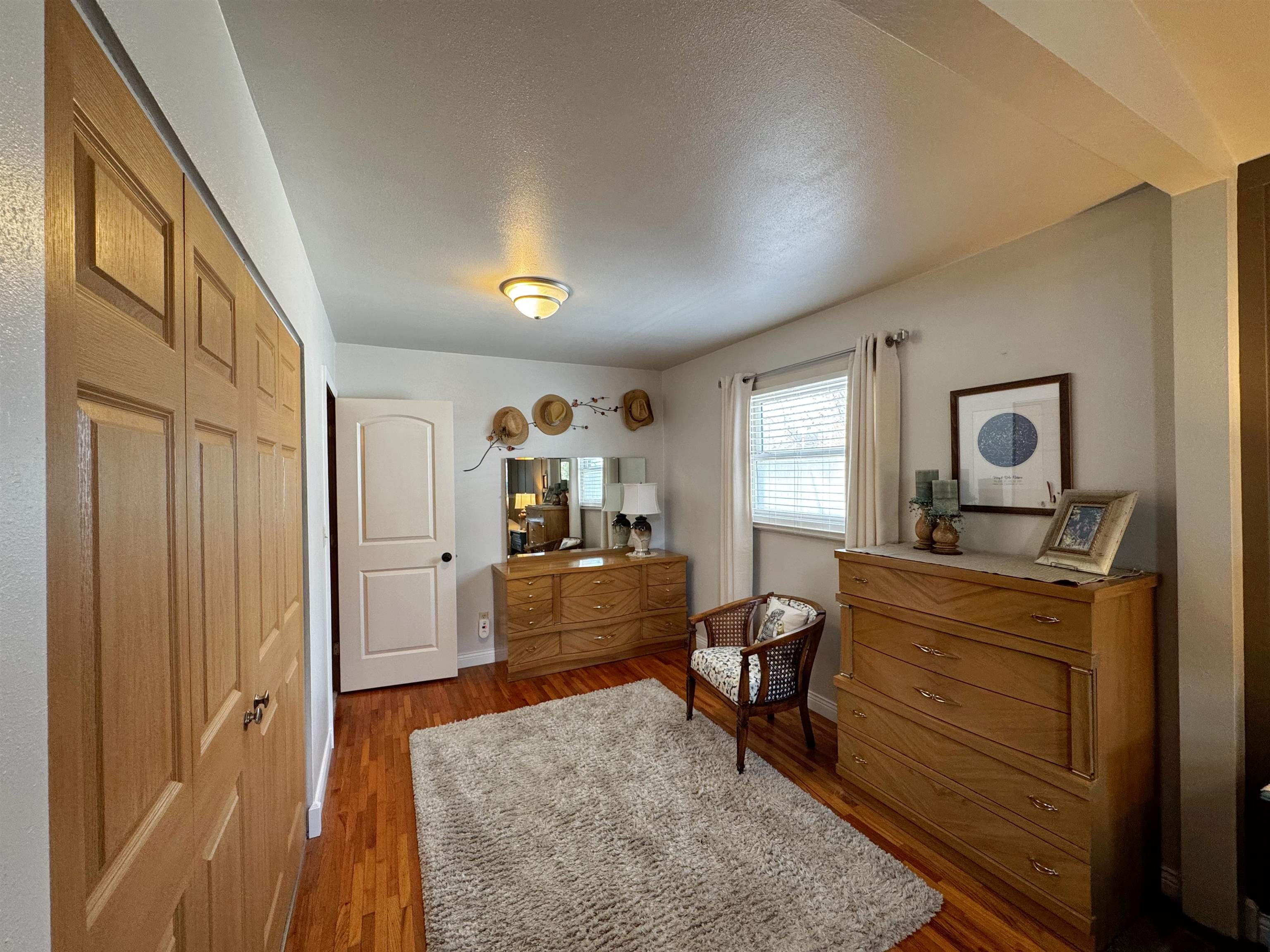 MLS #250677