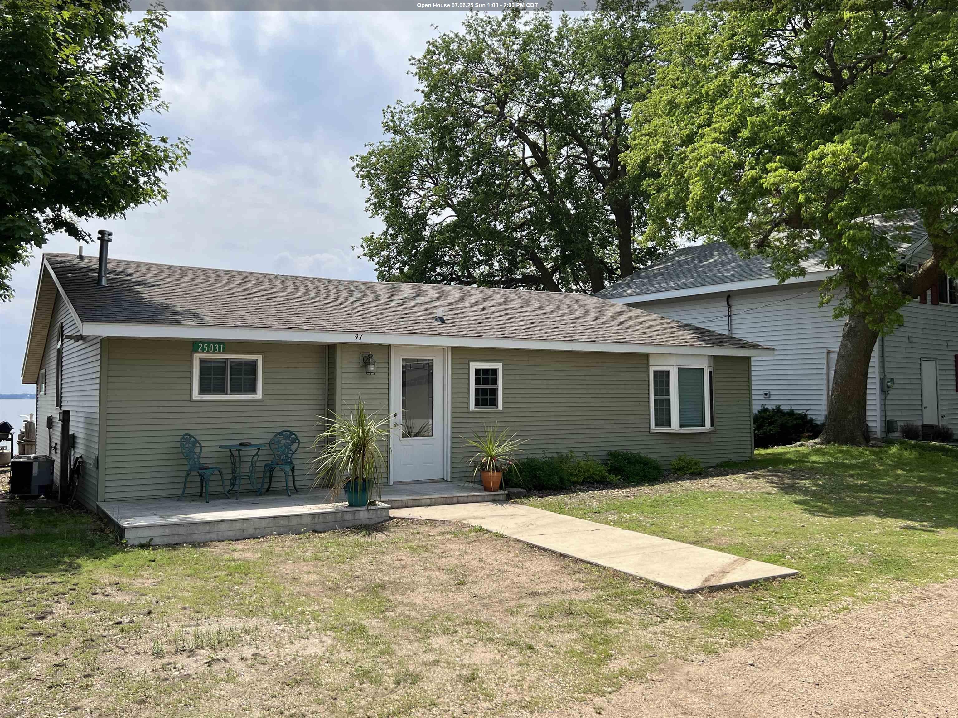 25031 McClelland Drive, Spirit Lake, IA 51360 