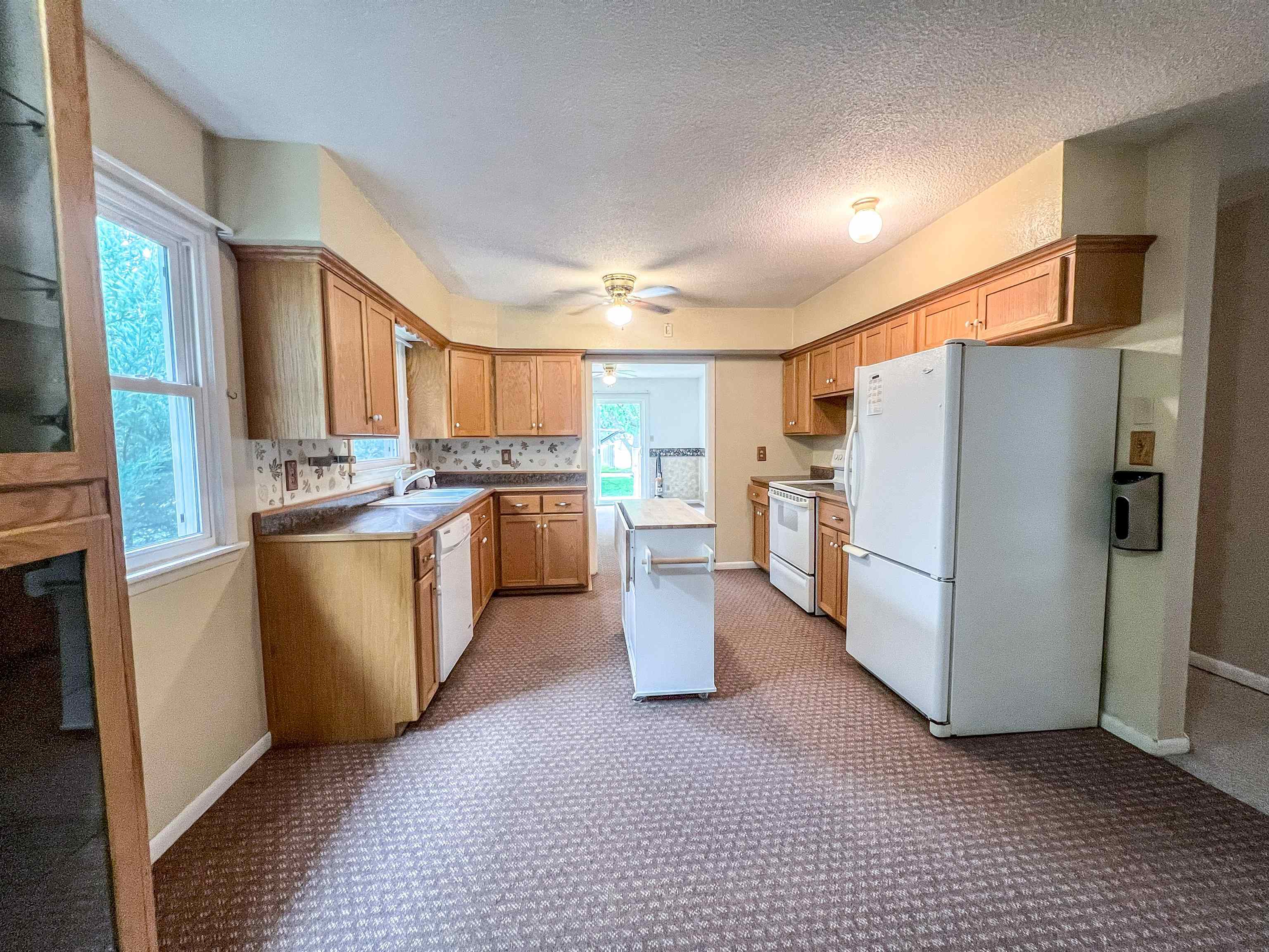 MLS #250684