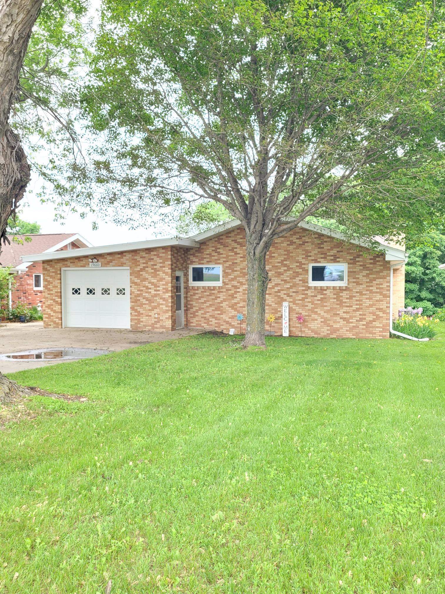 19660 Hwy 86, Wahpeton, IA 51350 